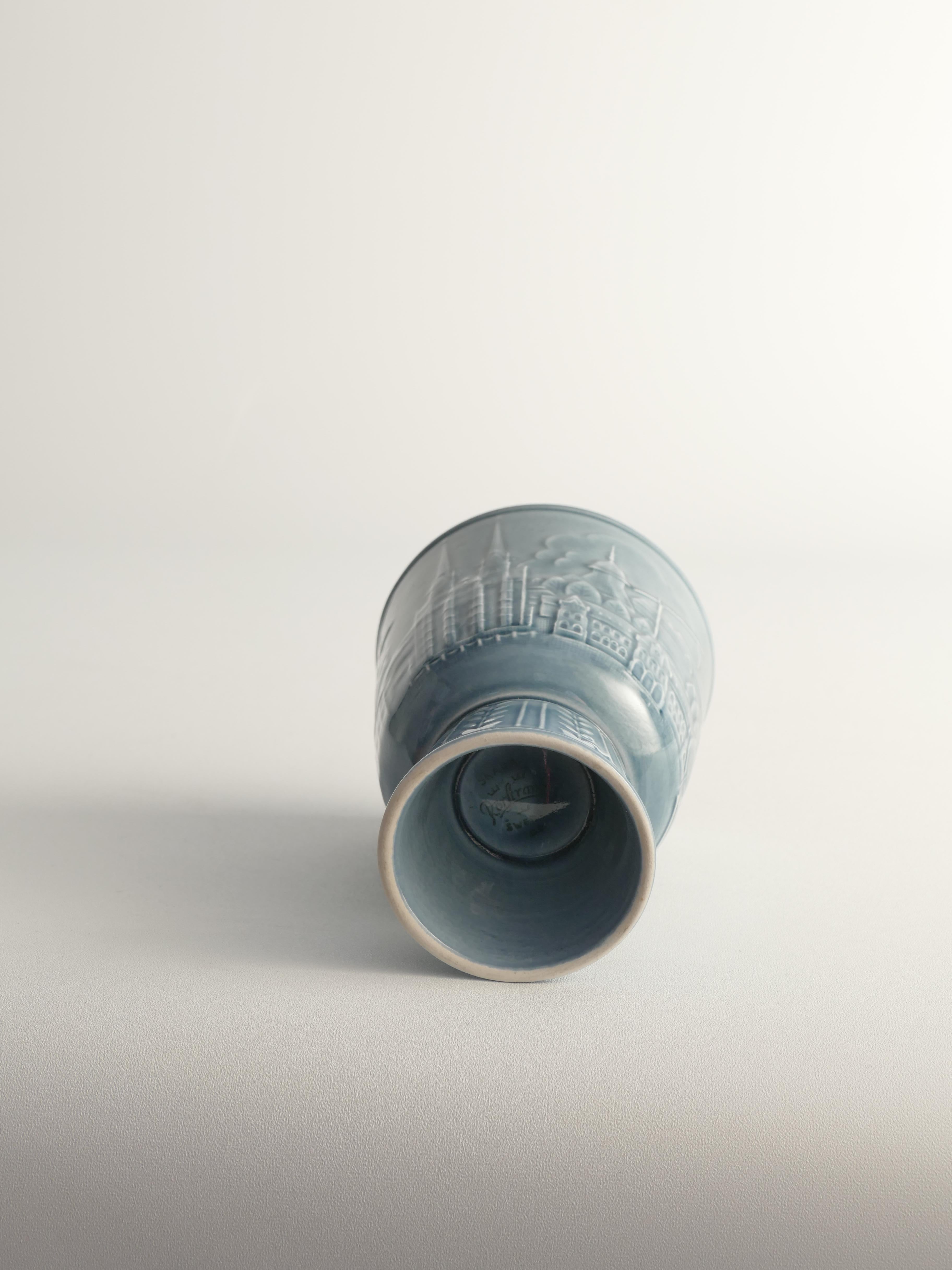 Svedese Vaso blu francese The Modern Scandinavian di Gunnar Nylund per Rörstrand, Svezia 1950 in vendita
