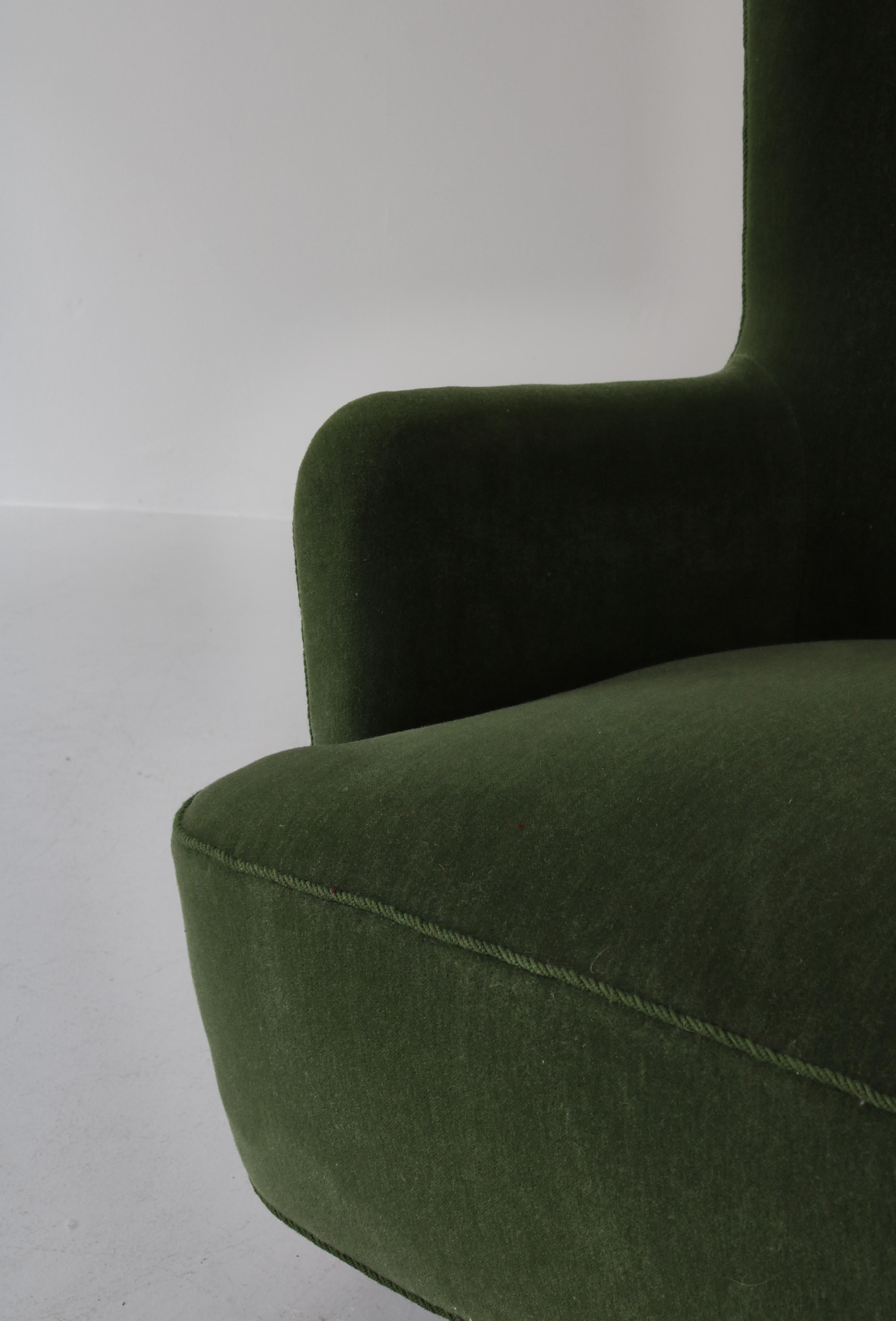 Scandinavian Modern Fritz Hansen Easy Chair Green Mohair Velvet fabric, 1940s For Sale 8