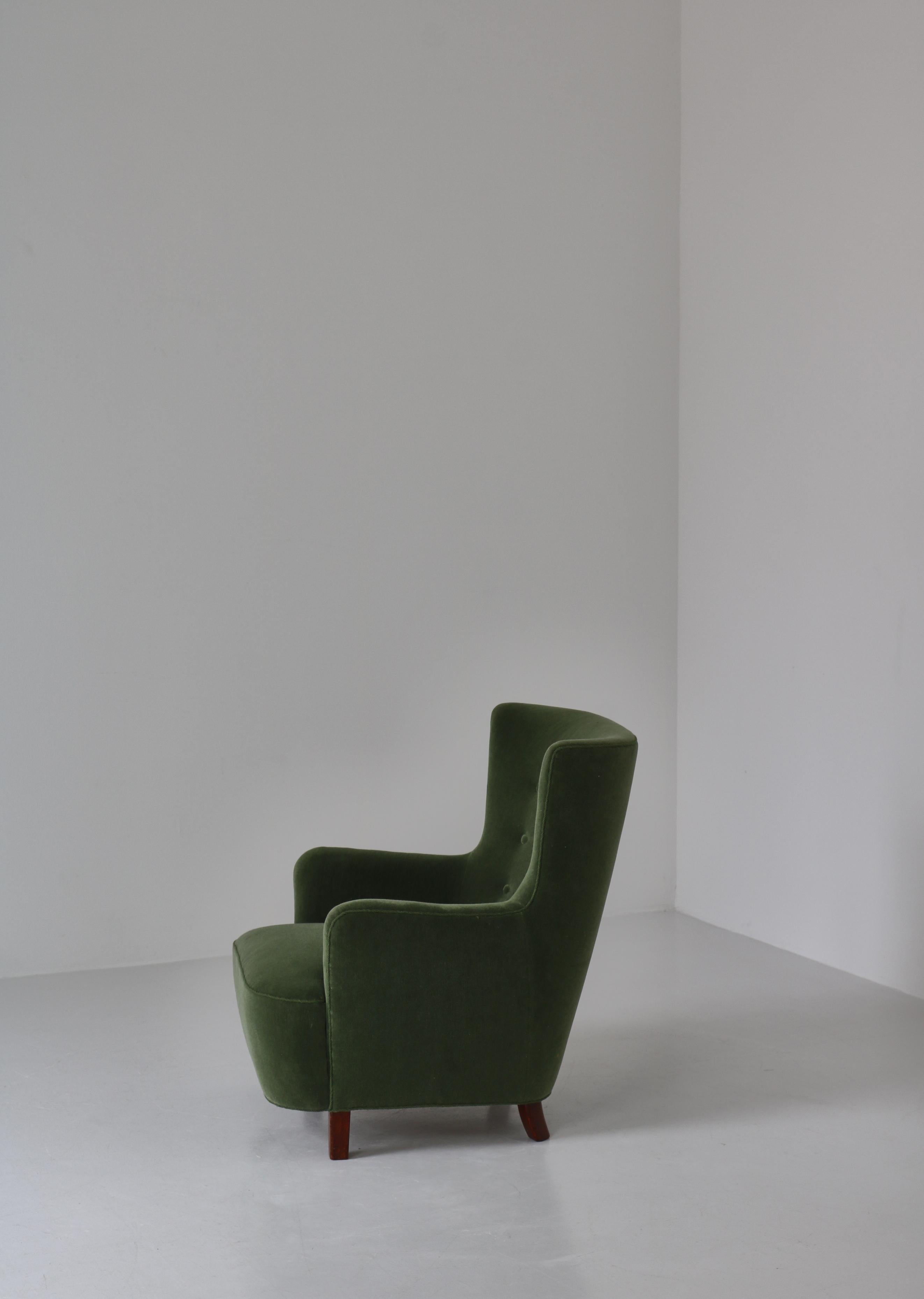 Skandinavischer moderner Fritz Hansen Easy Chair aus grünem Mohair-Samtstoff, 1940er Jahre (Dänisch) im Angebot