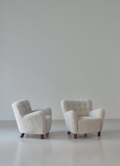Scandinavian Modern Fritz Hansen Sheepskin Easy Chairs Model FH-1669