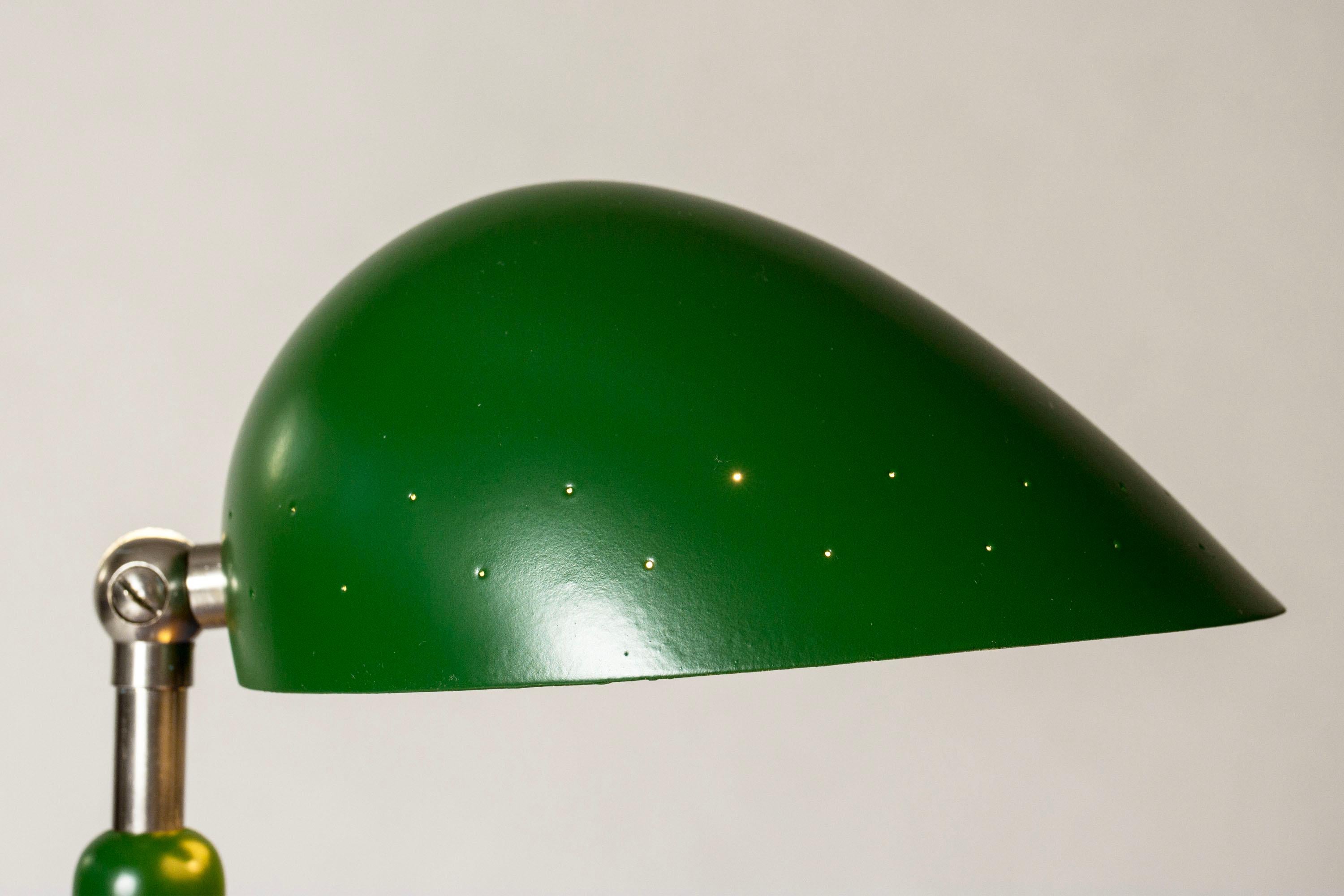 Scandinavian Modern Functionalist Table Lamp by Harald Notini, Sweden, 1930s For Sale 1