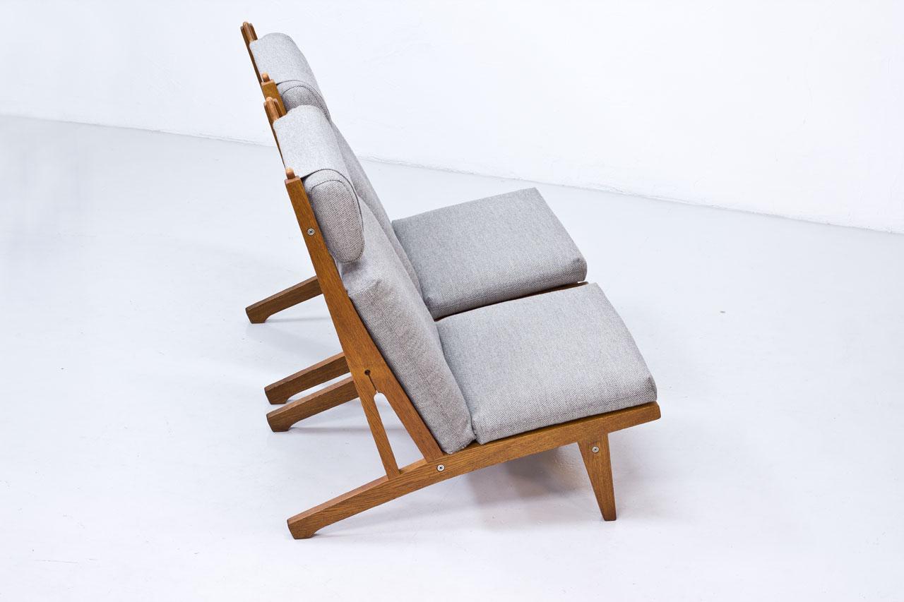 Scandinavian Modern GE-375 Pair of Lounge Chairs, Hans Wegner for GETAMA Denmark In Good Condition In Stockholm, SE