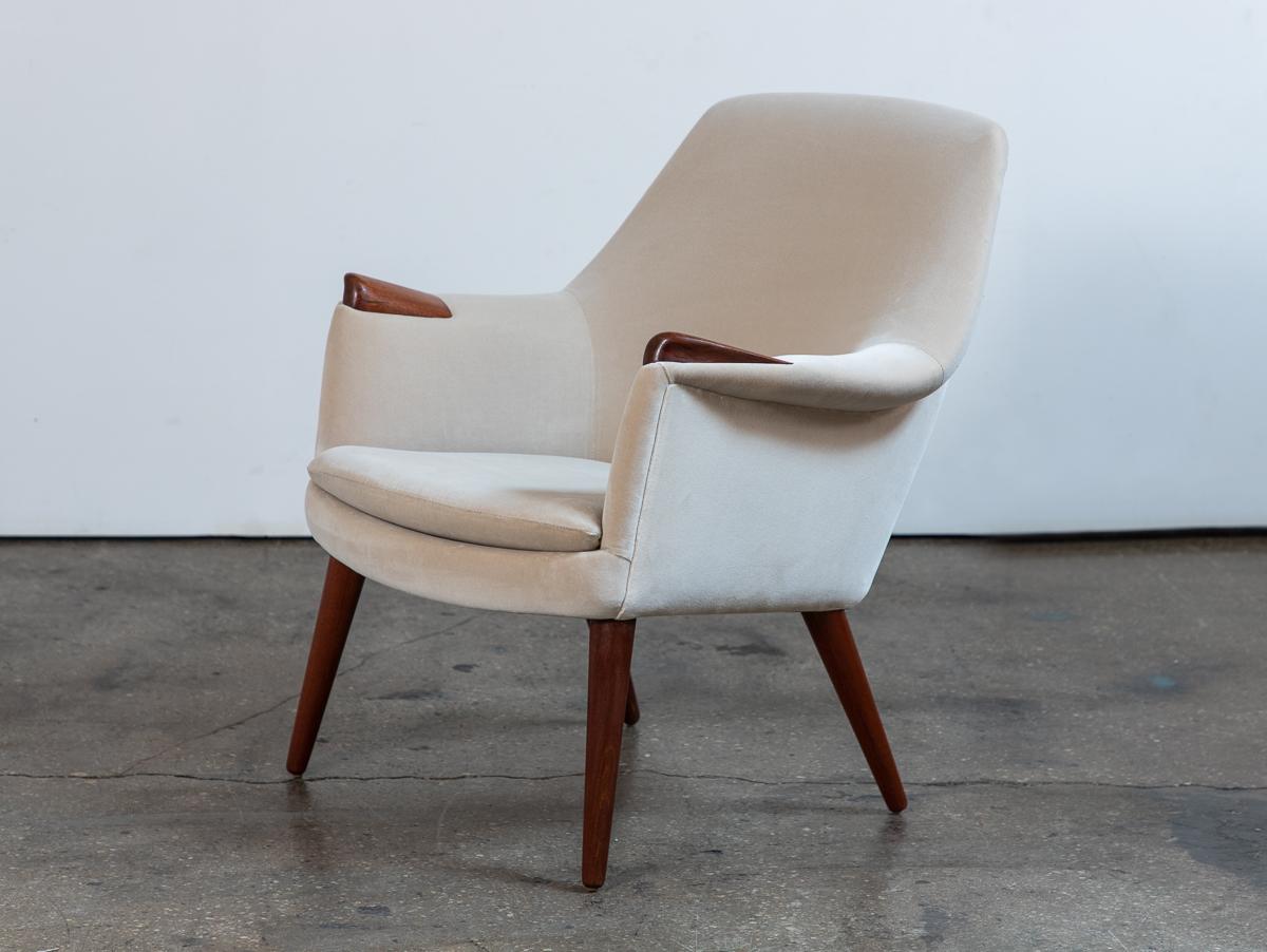 Norwegian Scandinavian Modern Gerhard Berg Mama Bear Lounge Chair For Sale