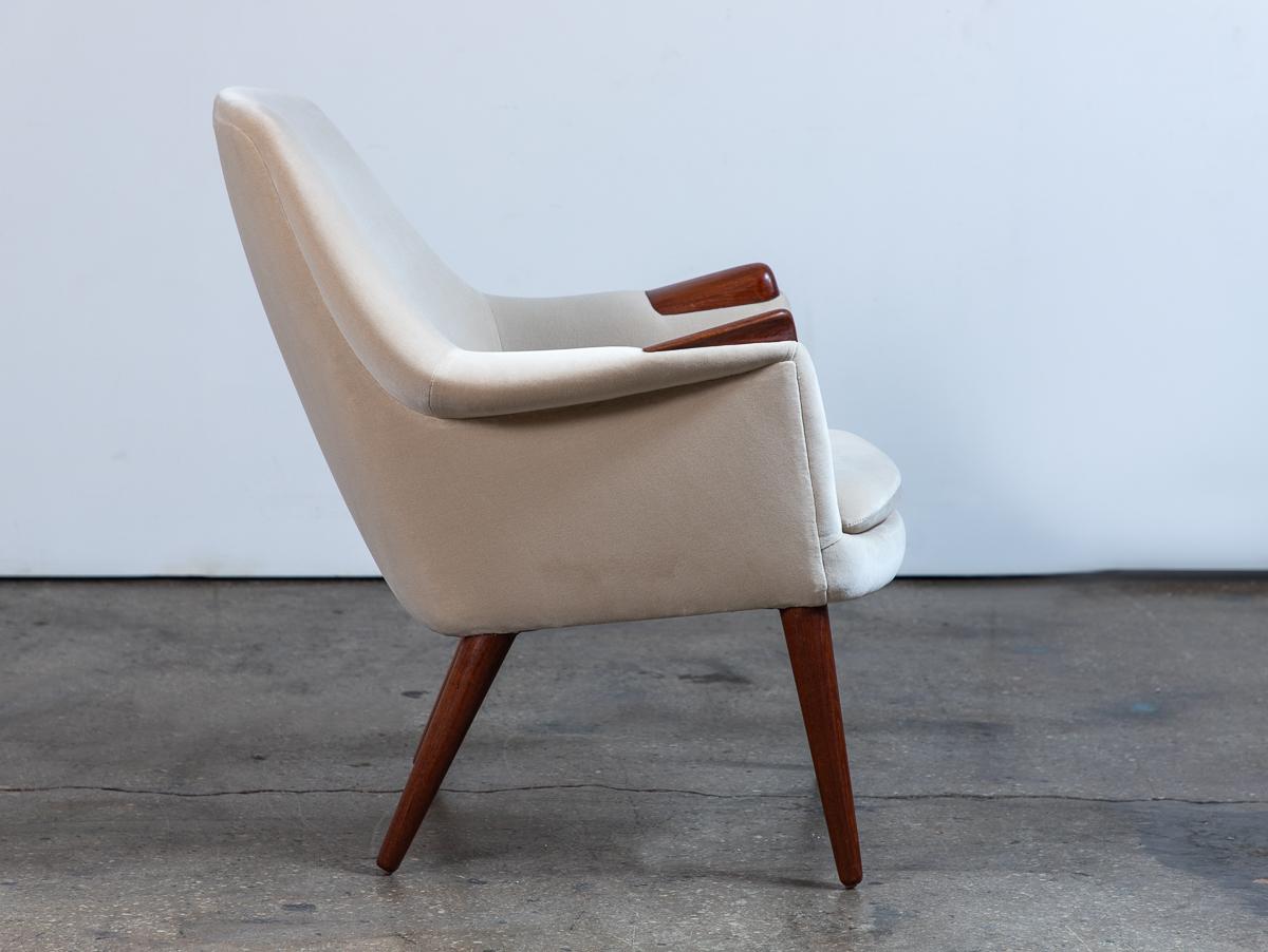 20th Century Scandinavian Modern Gerhard Berg Mama Bear Lounge Chair For Sale
