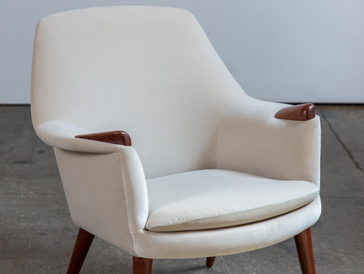 Gerhard Berg fauteuil de salon moderne scandinave Mama Bear en vente 1
