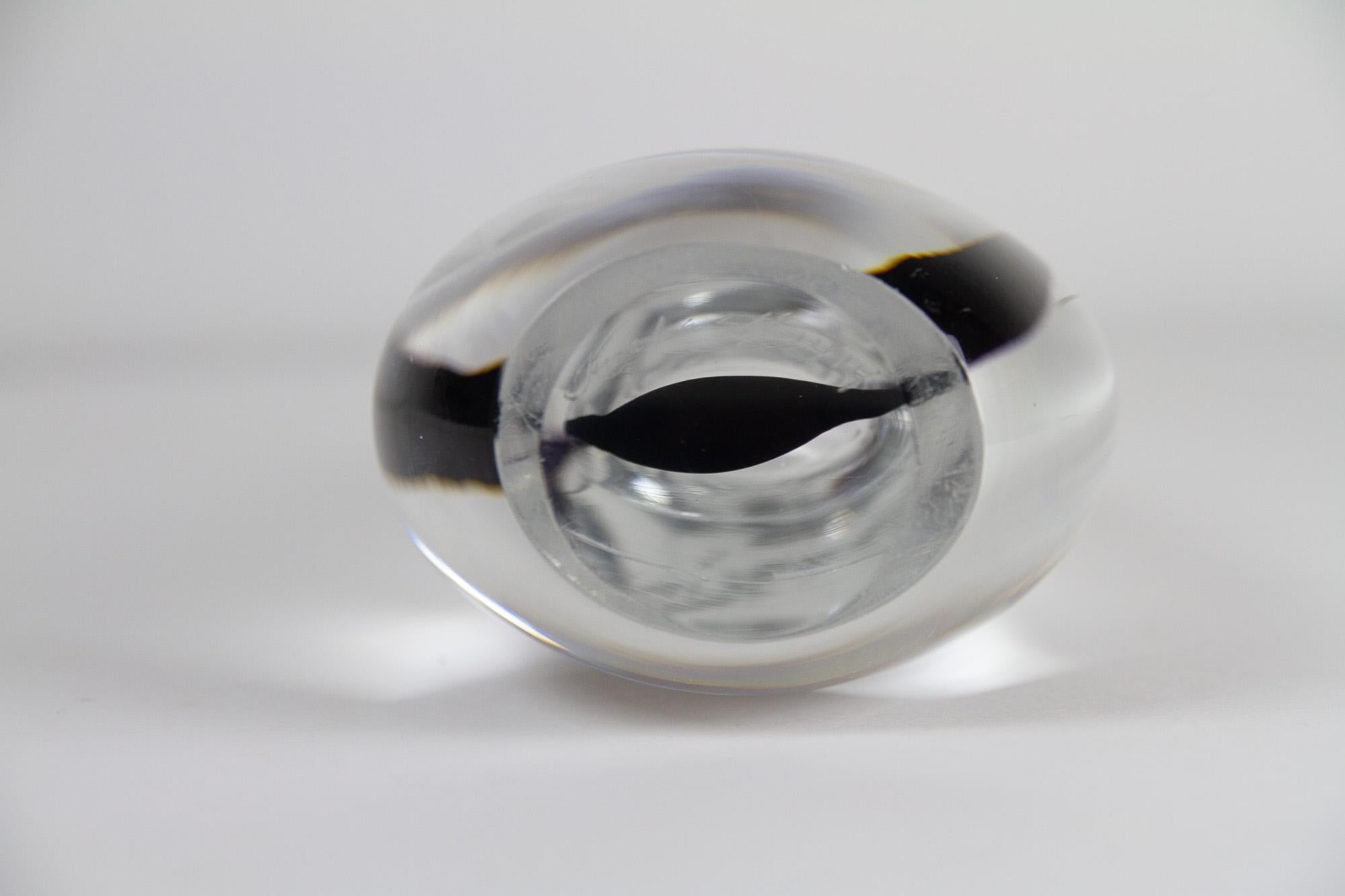 Mid-20th Century Scandinavian Modern Glass Vase by Vicke Lindstrand for Kosta, 1950s. For Sale