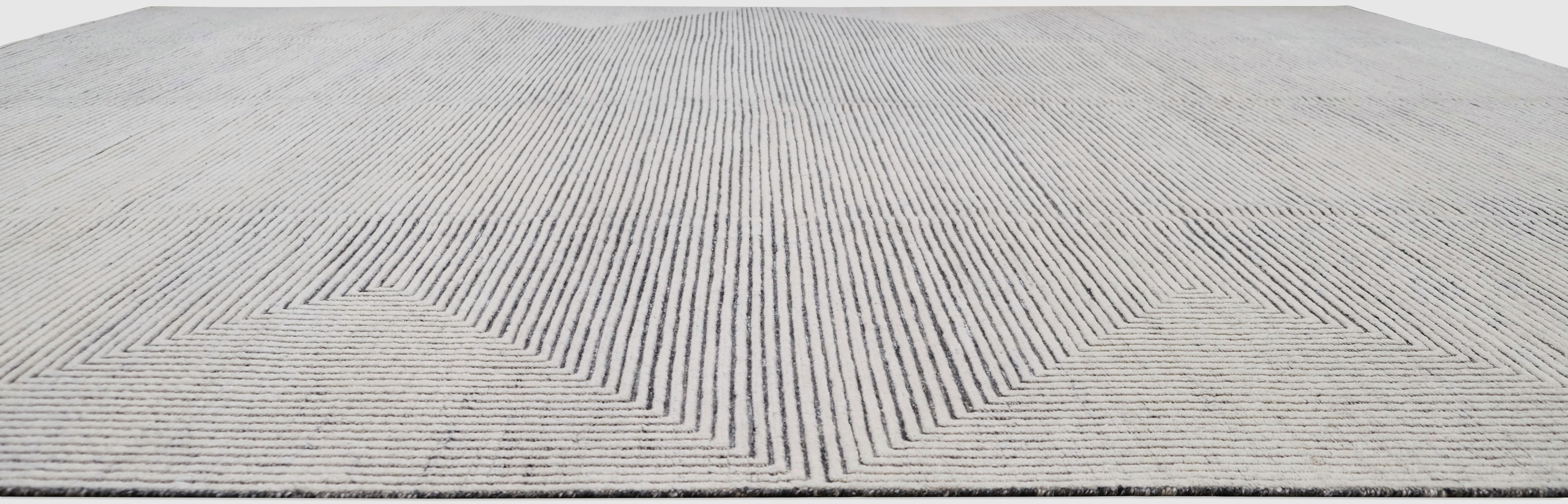 Skandinavischer moderner grauer und elfenbeinfarbener linearer Wollteppich 12'3''x16' (Asiatisch) im Angebot