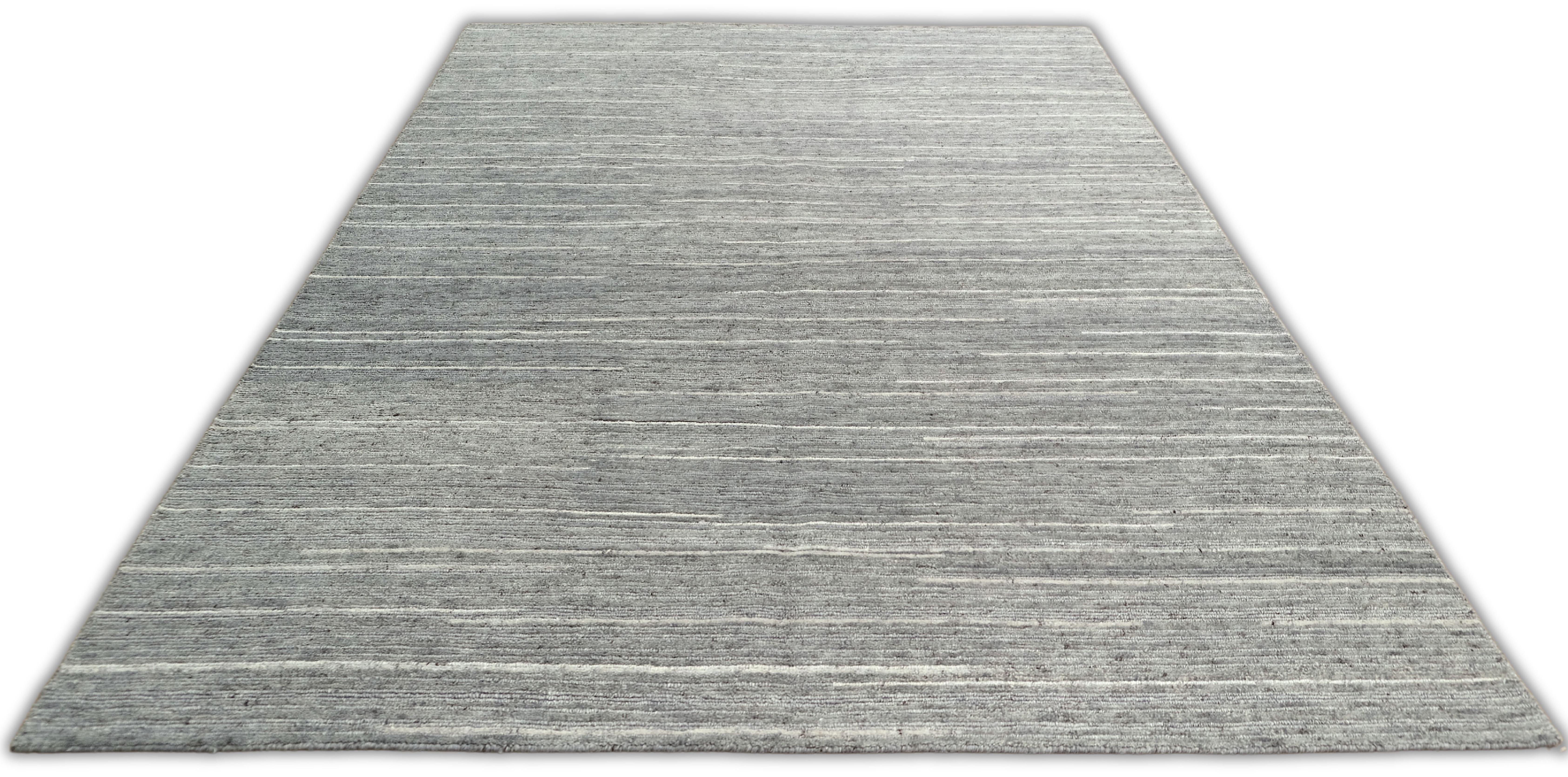 Skandinavischer moderner grau gestreifter Wollteppich 6'x9' Circa 2020 im Zustand „Neu“ im Angebot in Torrance, CA