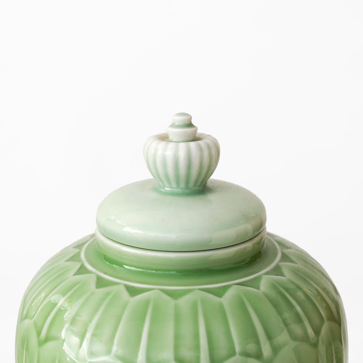 Scandinavian Modern Gunnar Nylund Jade Glazed Jar for Rörstrand In Excellent Condition For Sale In New York, NY