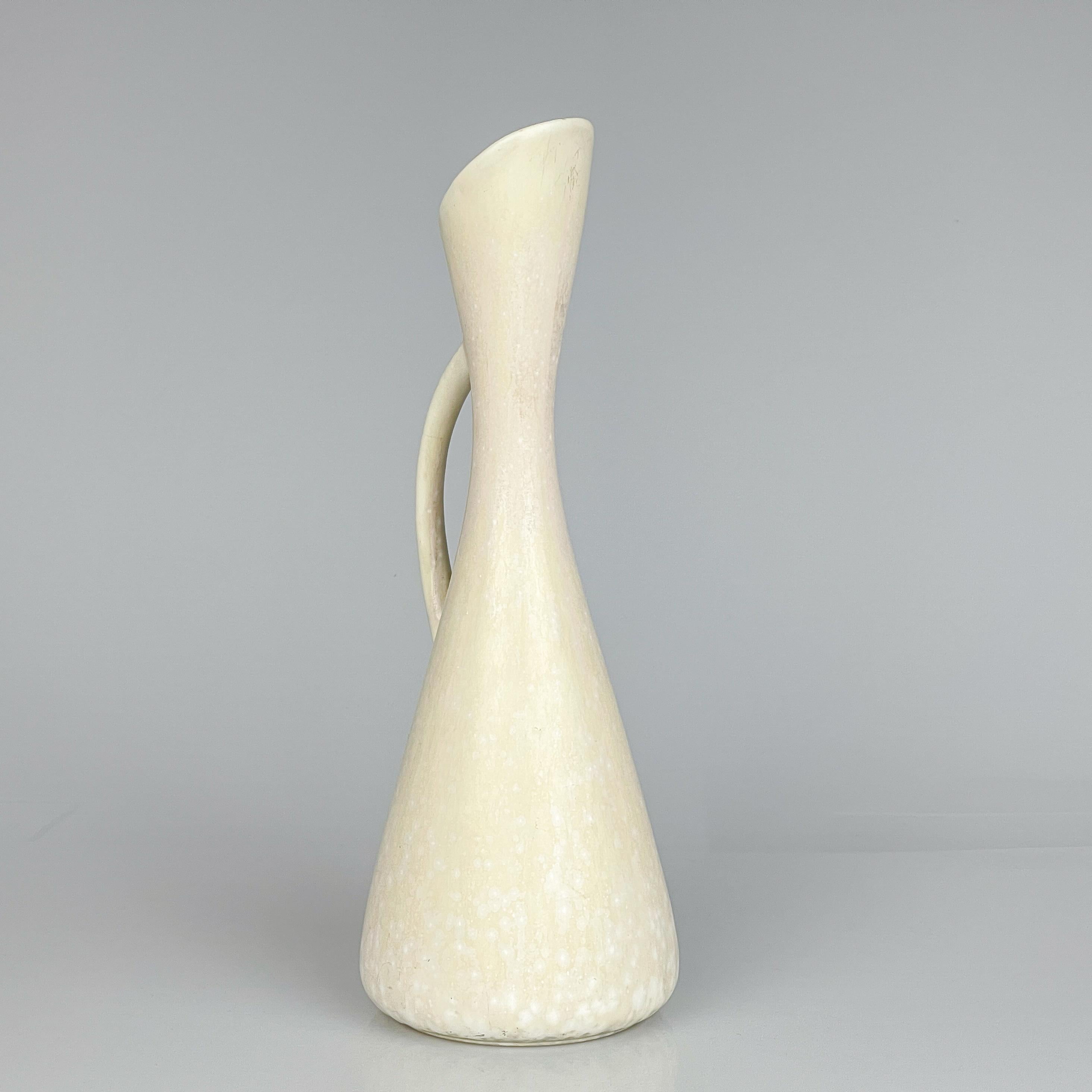 Scandinavian Modern Gunnar Nylund Stoneware vase pitcher Rörstrand ca 1955 In Good Condition For Sale In EL Waalre, NL