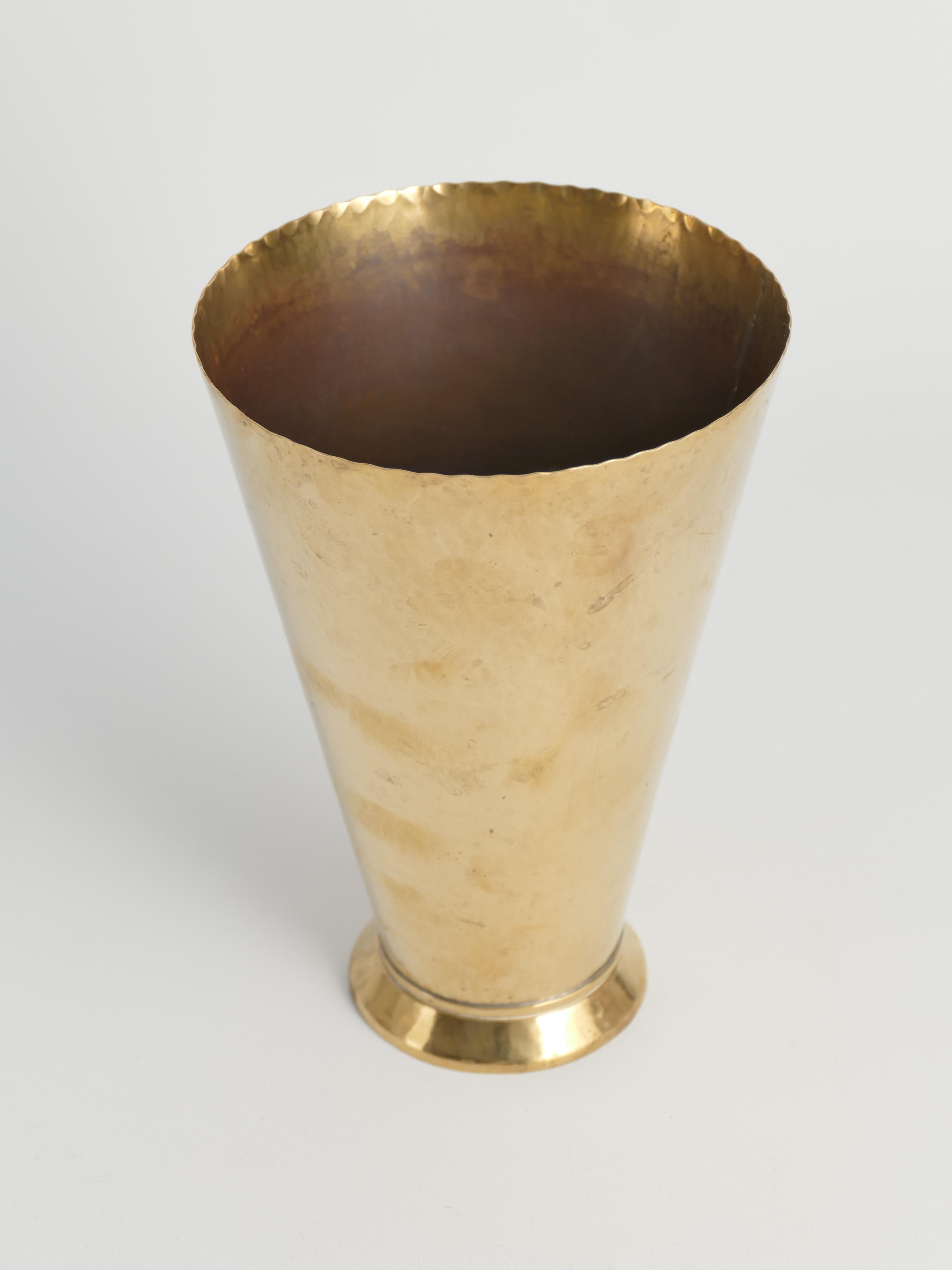 Scandinavian Modern Handmade Conical Brass Vase, Sweden 1949 For Sale 9