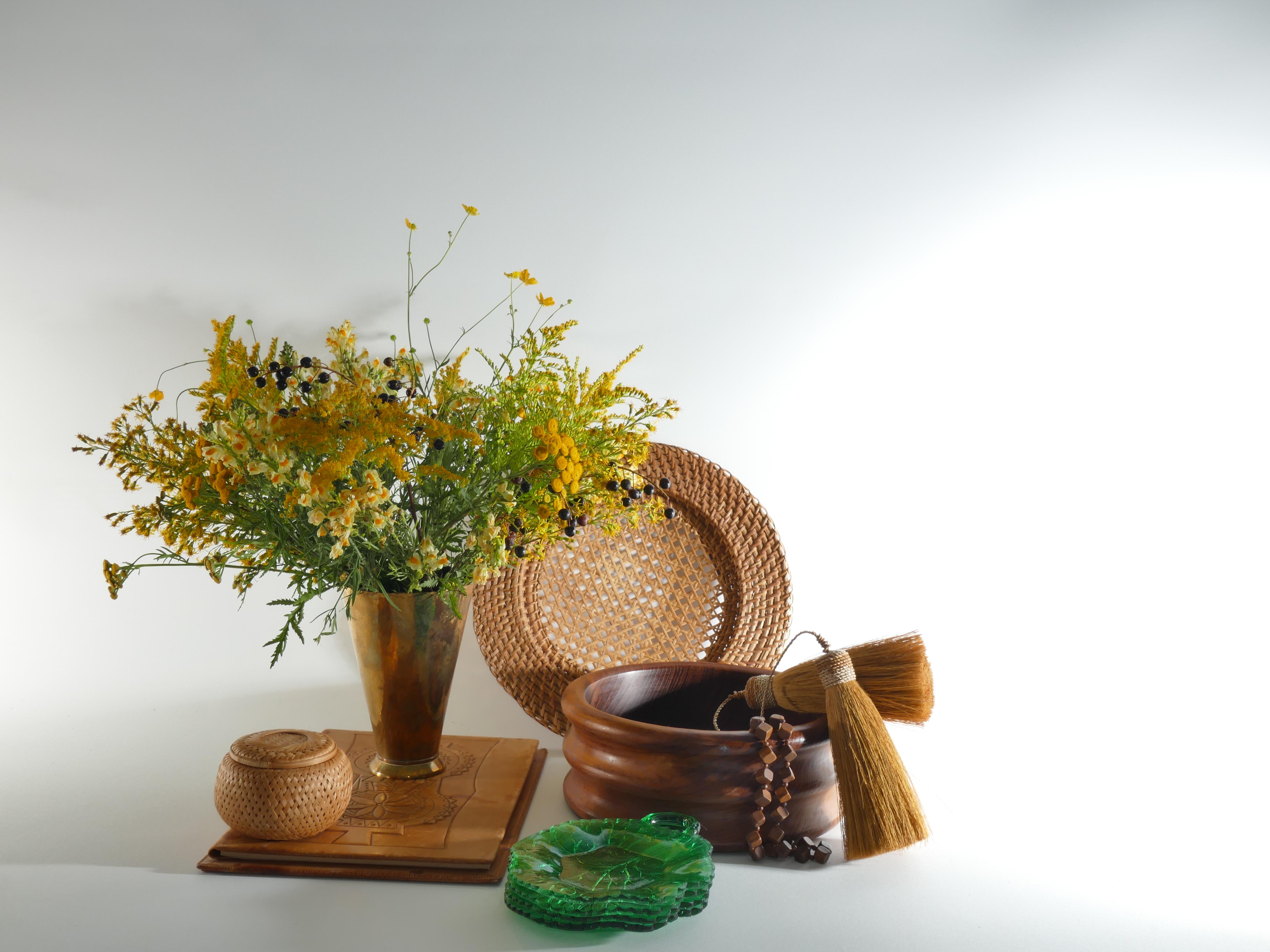 The Modern Scandinavian Vaso conico in ottone fatto a mano, Svezia 1949 in vendita 8