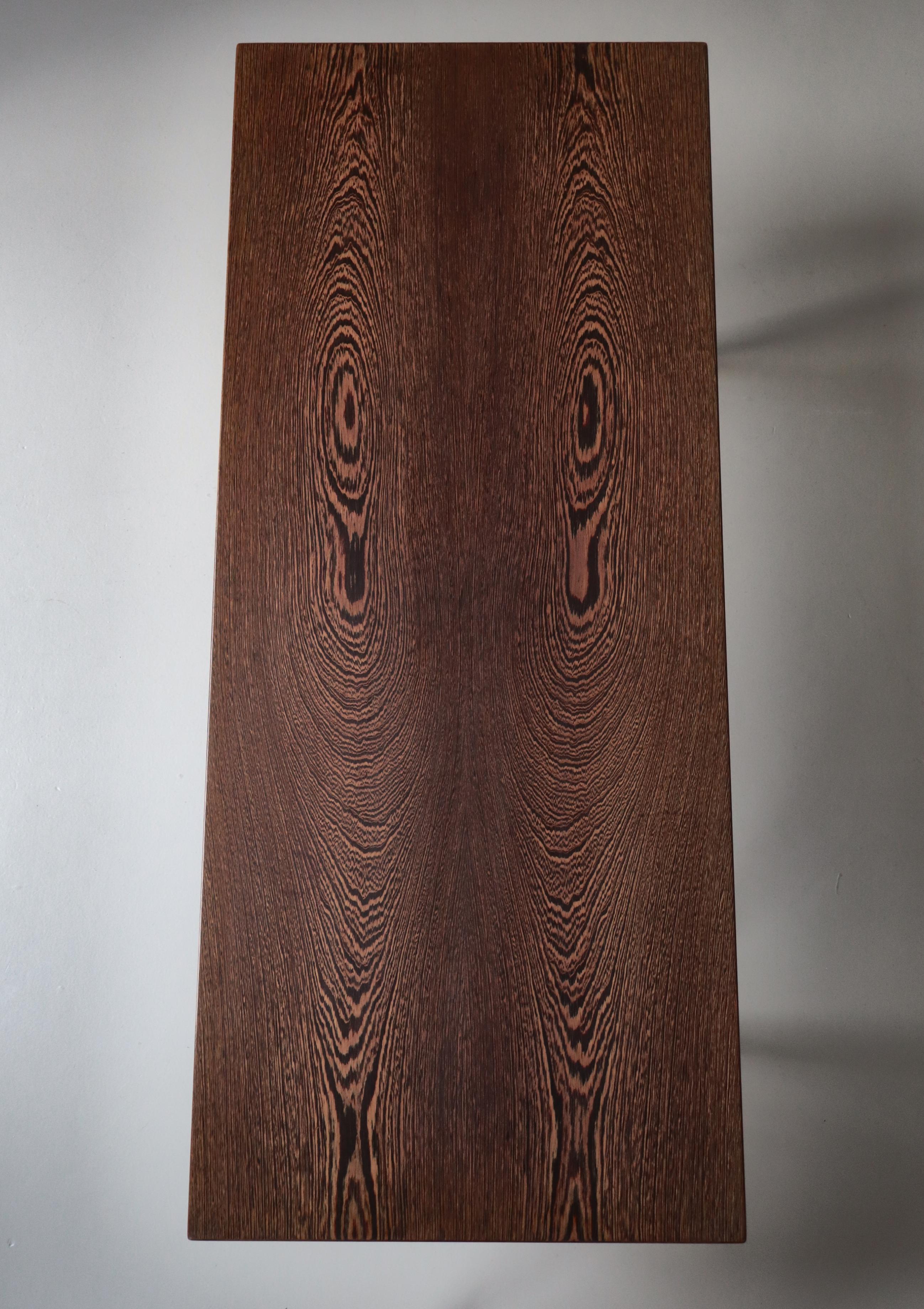 Scandinavian Modern Hans J. Wegner Coffee Table in Wenge & Oak, 1950s For Sale 8