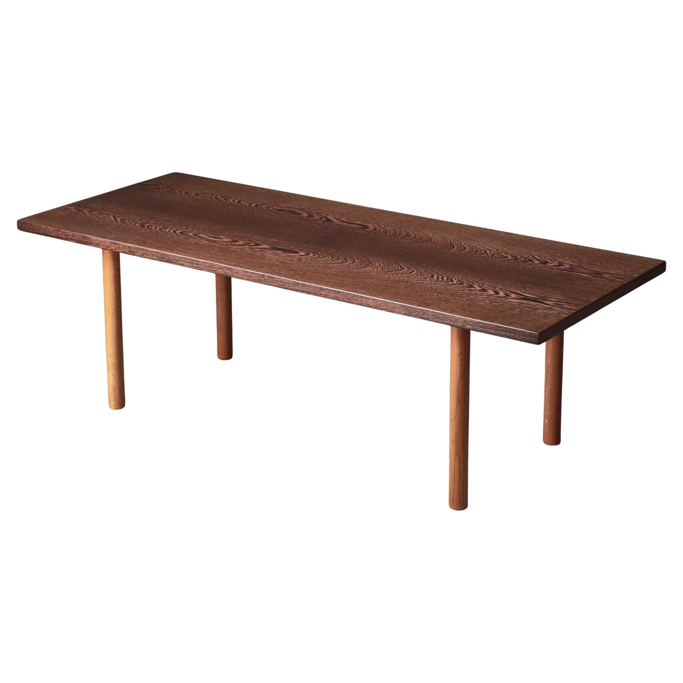 Skandinavischer moderner Hans J. Wegner-Couchtisch aus Wenge und Eiche, 1950er Jahre