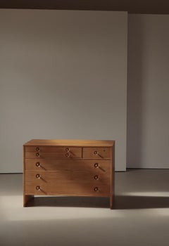 The Modern Scandinavian Hans J. Wegner "RY" Kommode in Eichenholz, 1962