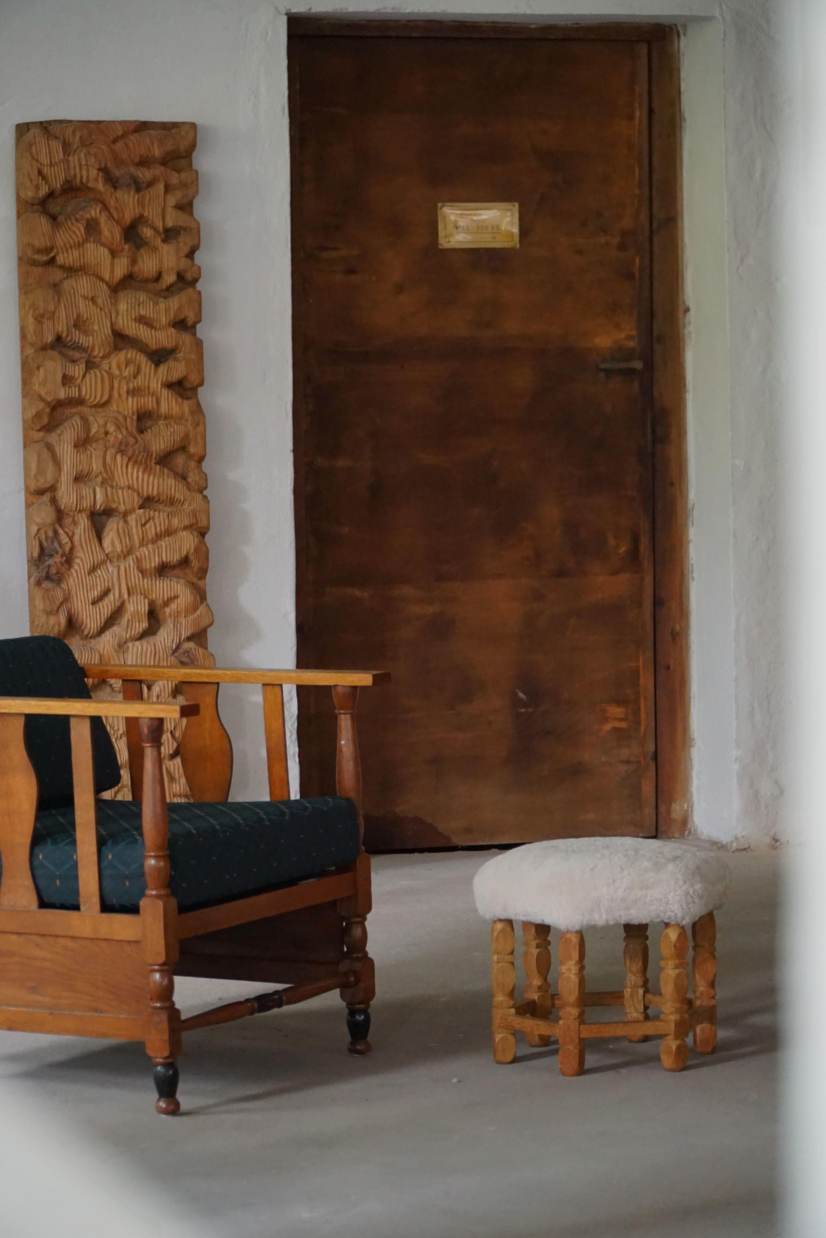 Scandinavian Modern Hexagonal Stool, Solid Oak & Shearling Lambswool, 1950s For Sale 3