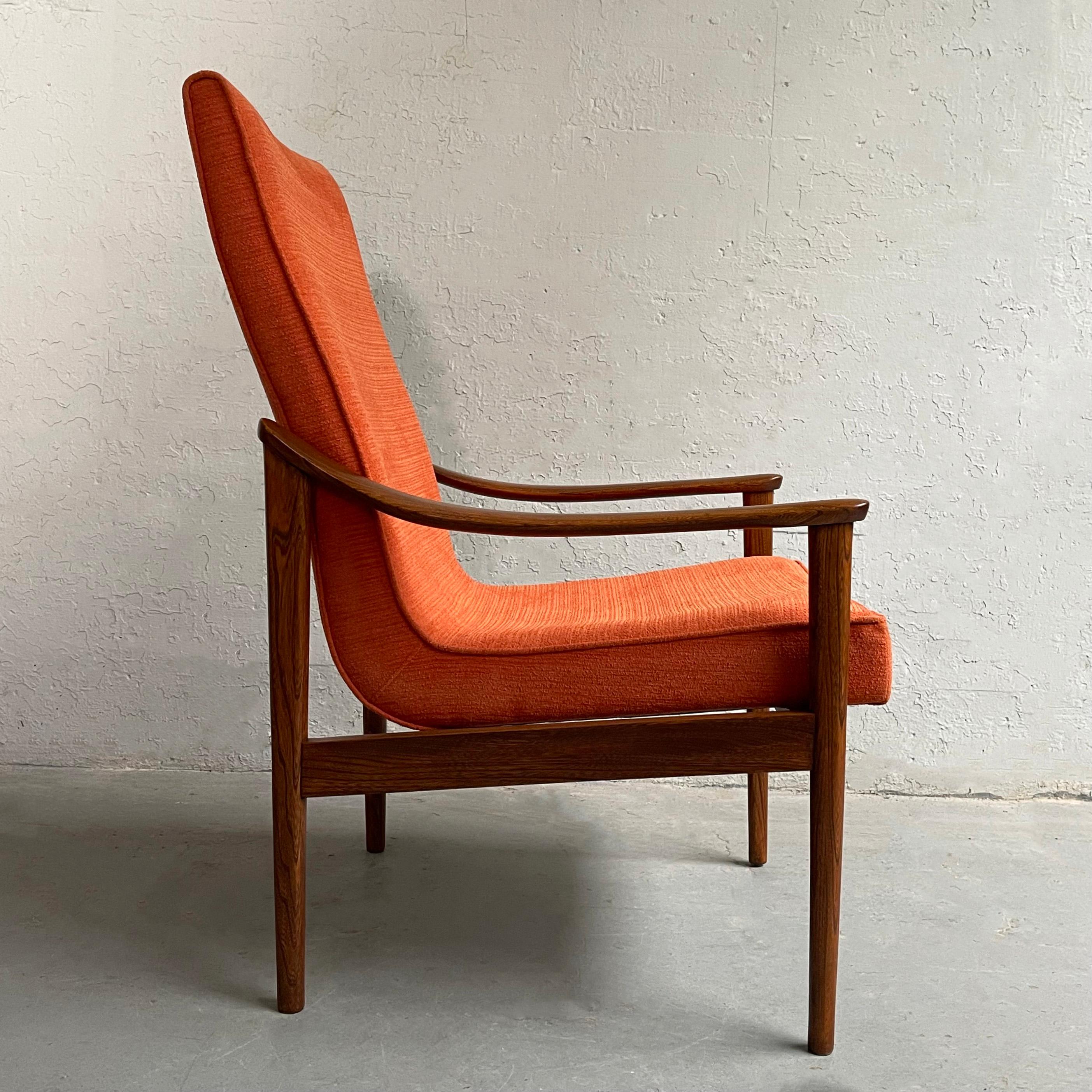 Scandinavian Modern High Back Lounge Chair In Good Condition For Sale In Brooklyn, NY