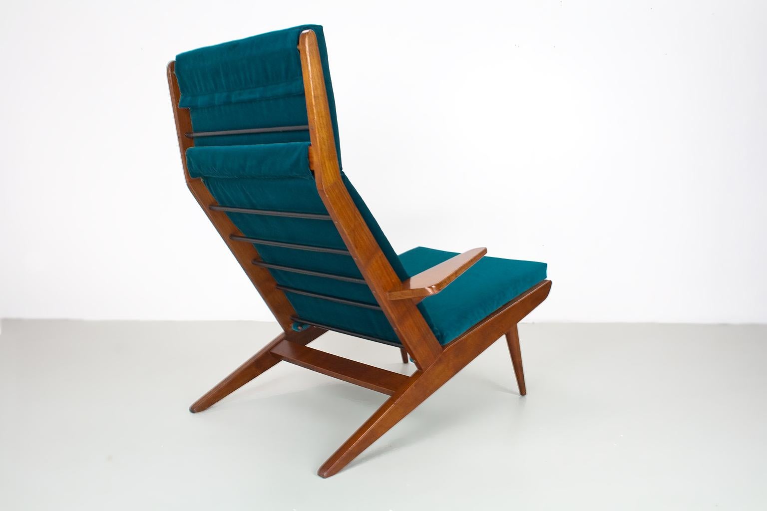 Mid-Century Modern Mid century Modern High Back Lounge Chair in Teak and Velvet, 1960s