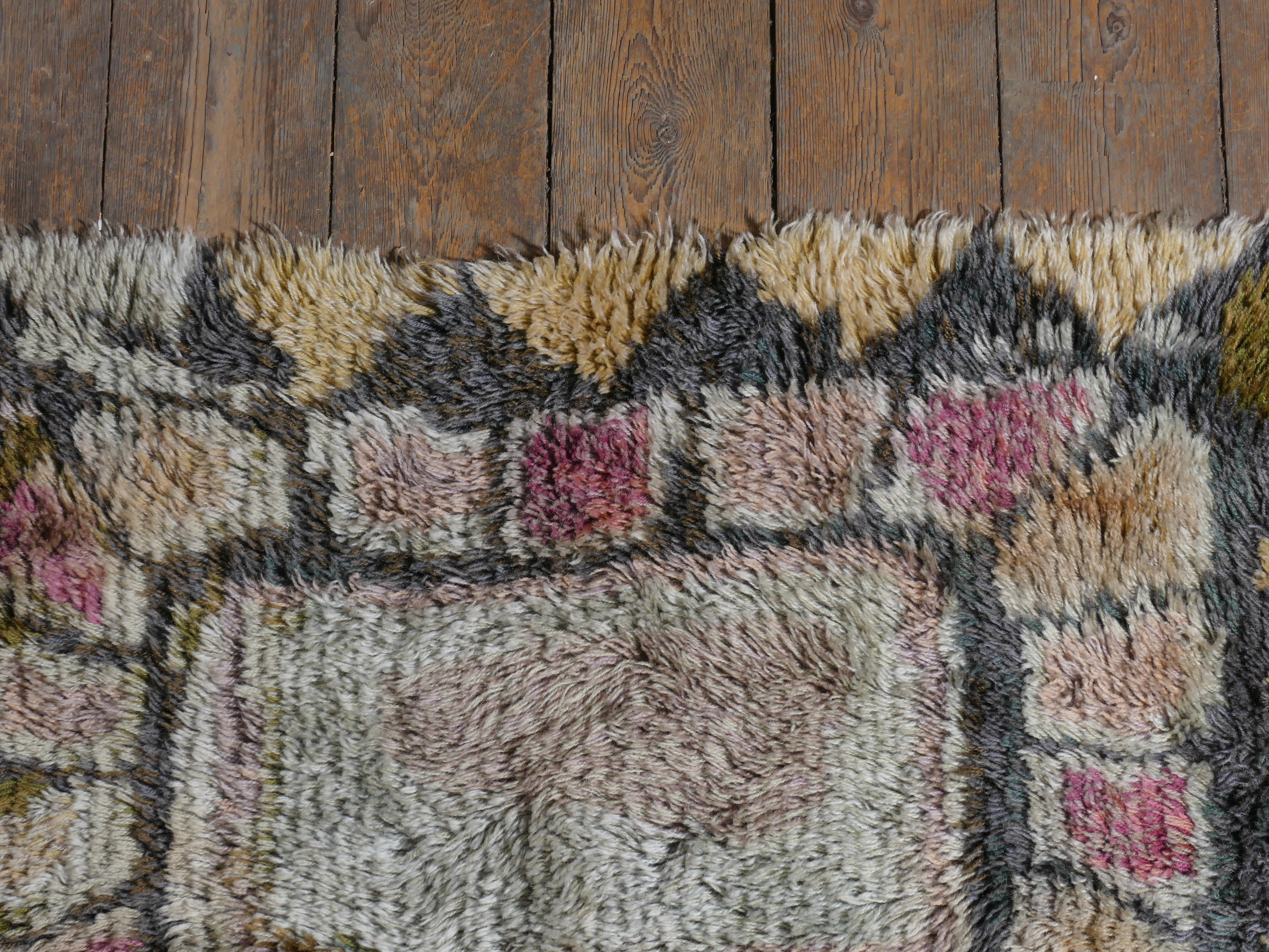 Scandinavian Modern High Pile Geometric Handmade Wool Rya Rug, Sweden 1960s For Sale 5