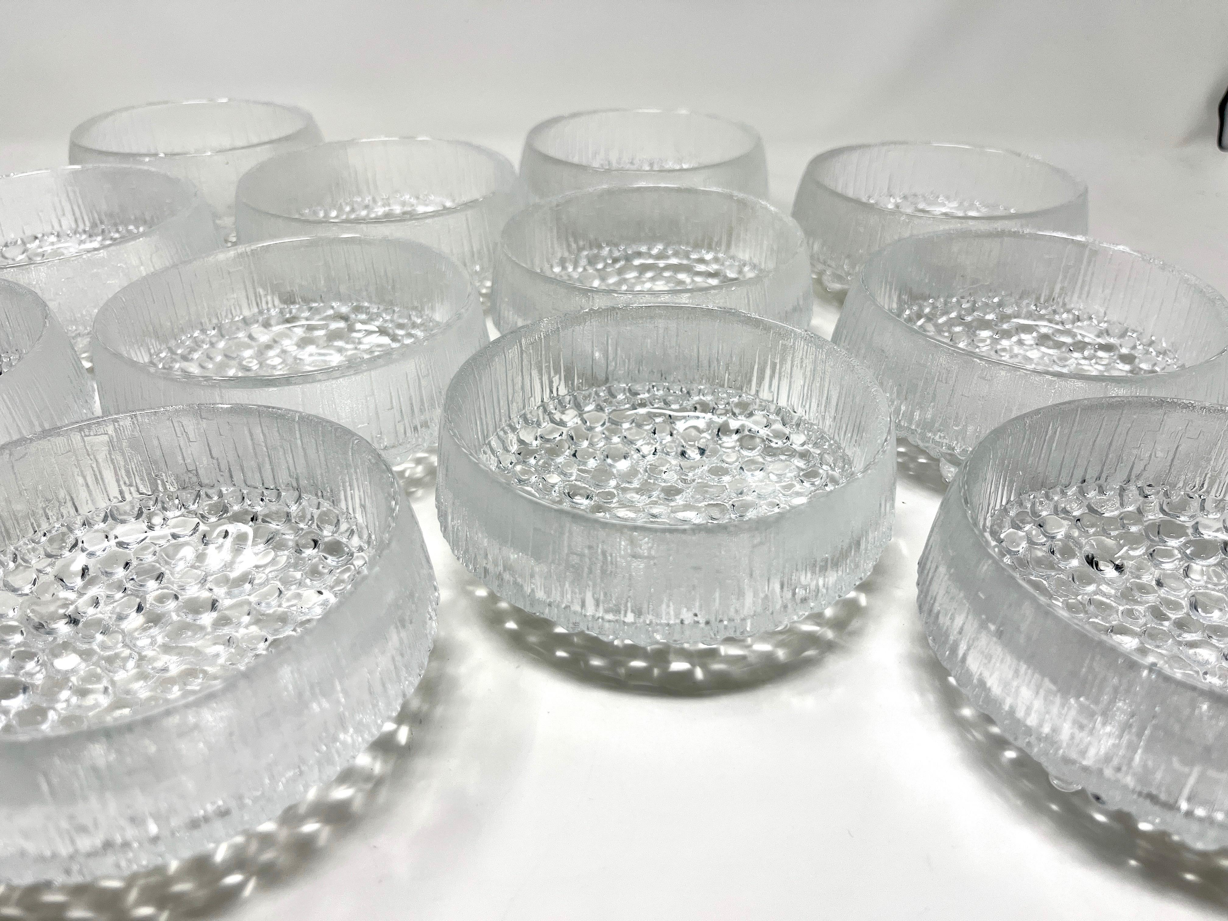 Juego de 12 fruteros escandinavos modernos IIttala de Tapio Wirkkala Vidrio artístico en venta