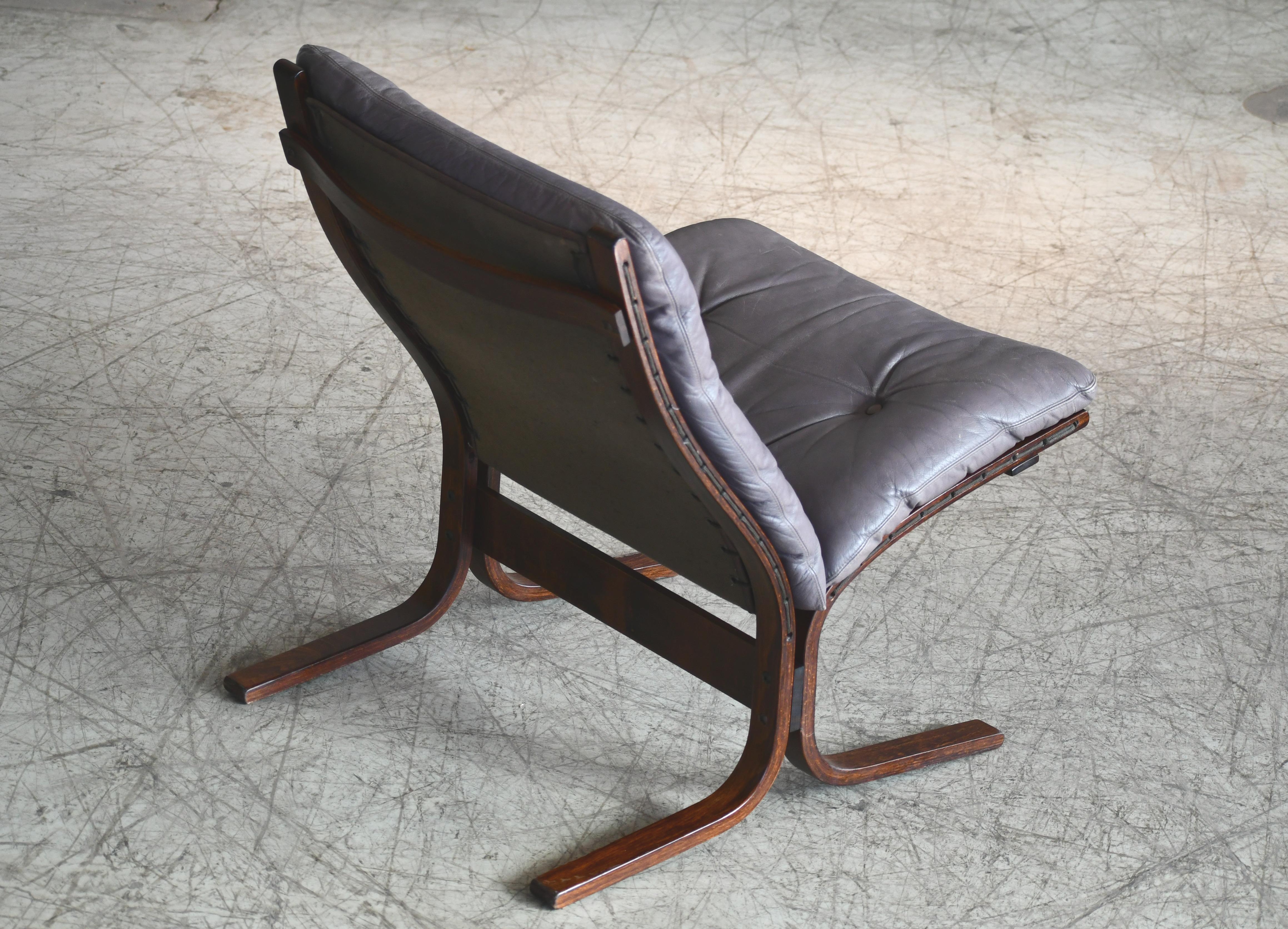 Scandinavian Modern Ingmar Relling Lowback Siesta Chair Grey Patinated Leather In Good Condition In Bridgeport, CT