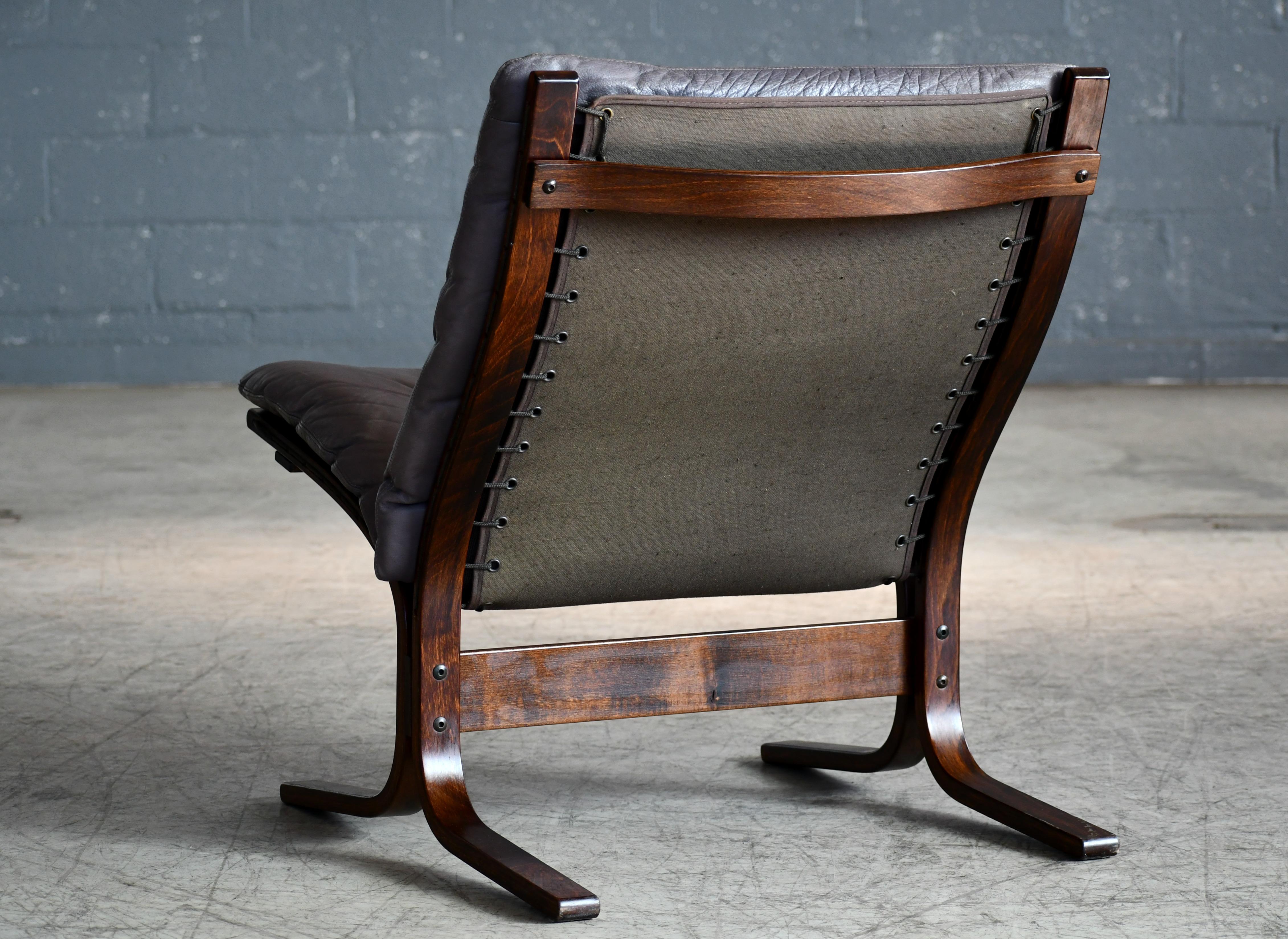 Mid-20th Century Scandinavian Modern Ingmar Relling Lowback Siesta Chair Grey Patinated Leather