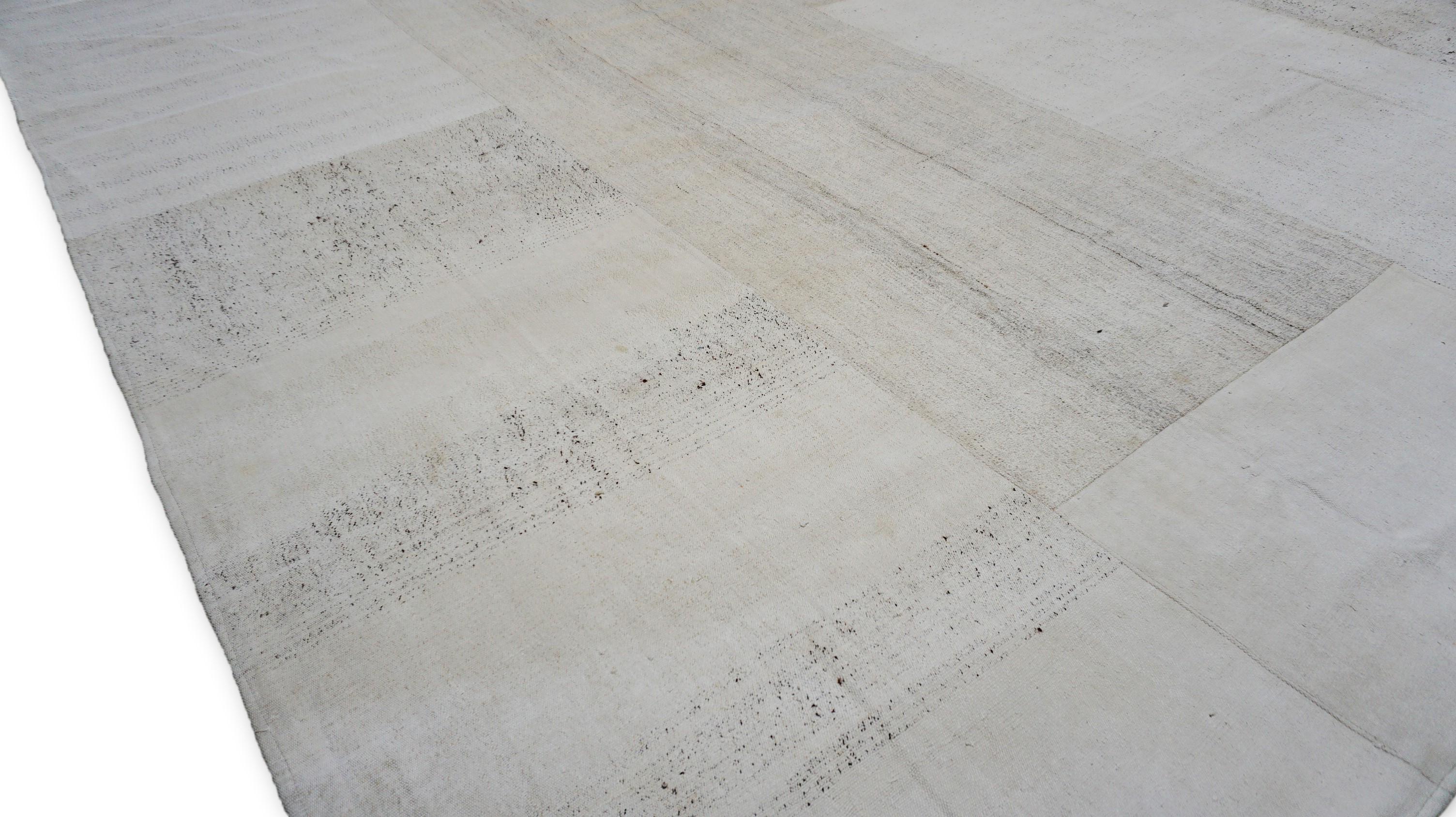 Contemporary Scandinavian Modern Ivory Lt Grey Wool and Hemp Kilim 12'x15'1'' For Sale