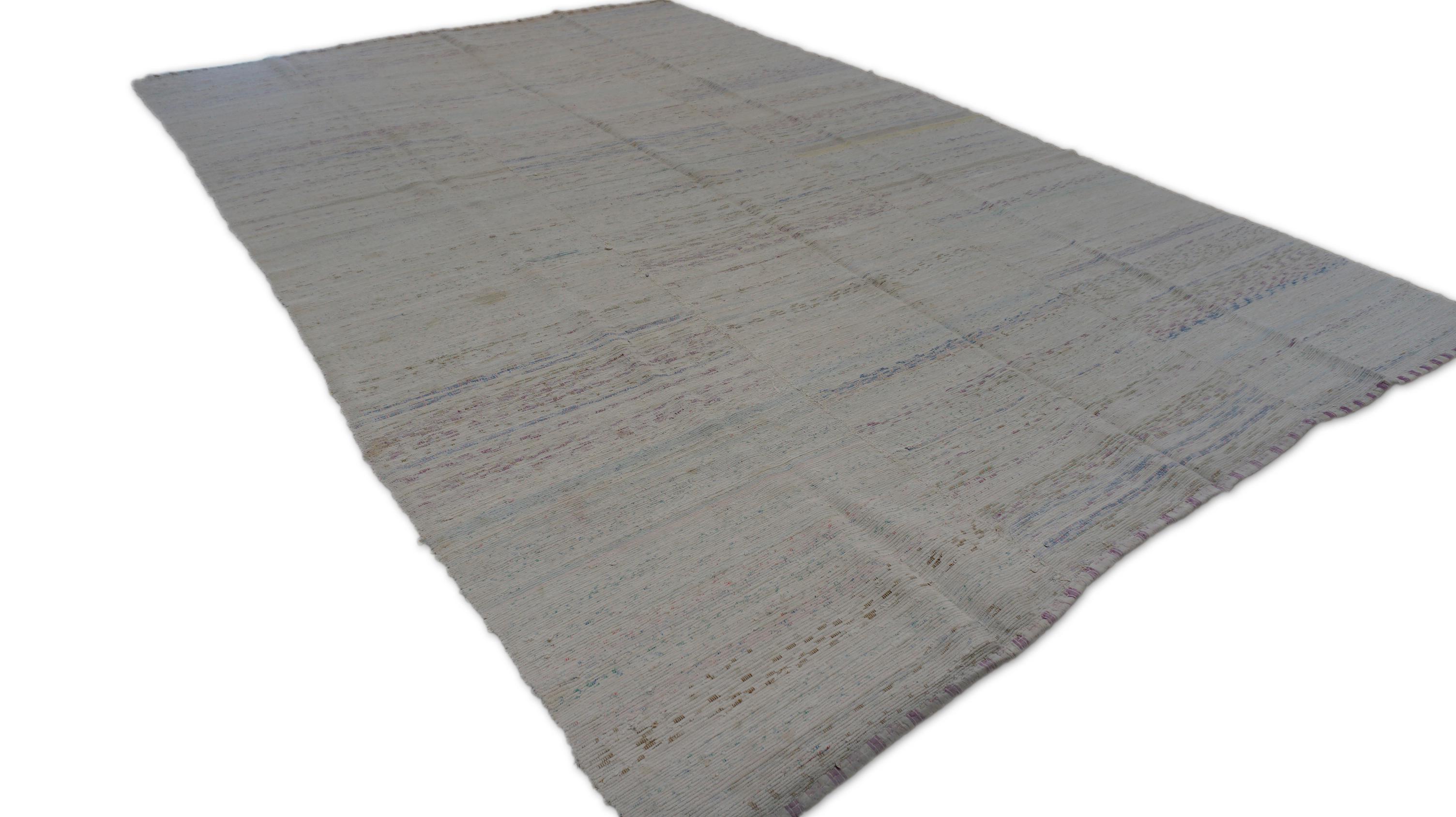 Hand-Woven Scandinavian Modern Ivory Multi Colored Wool Kilim 6'10''x10'10'' For Sale
