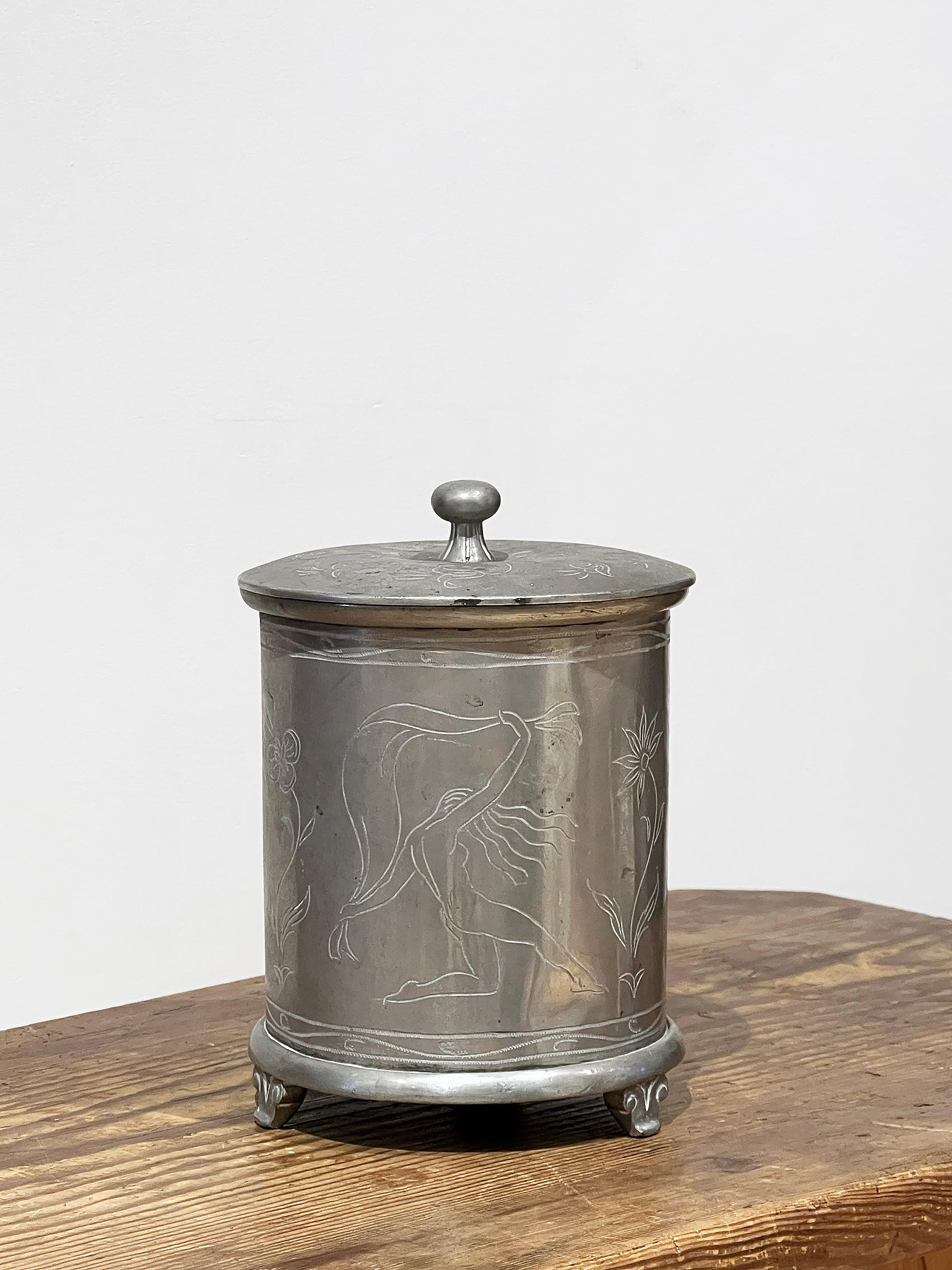 Scandinavian Modern Jar in Pewter, Sweden -1925 In Good Condition For Sale In Örebro, SE