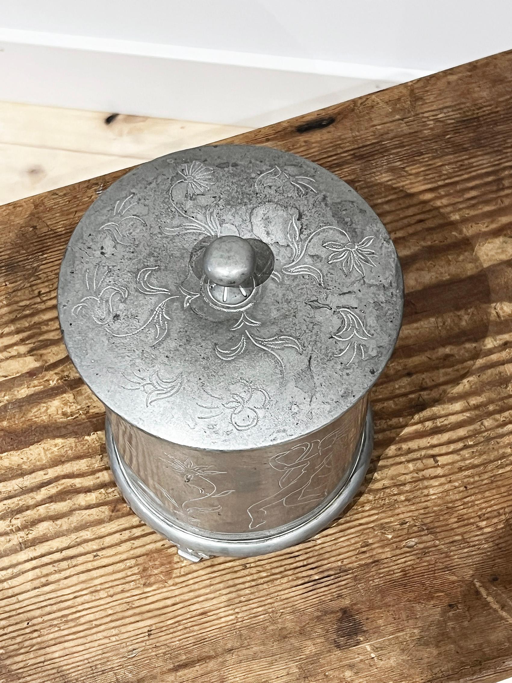 Scandinavian Modern Jar in Pewter, Sweden -1925 For Sale 1