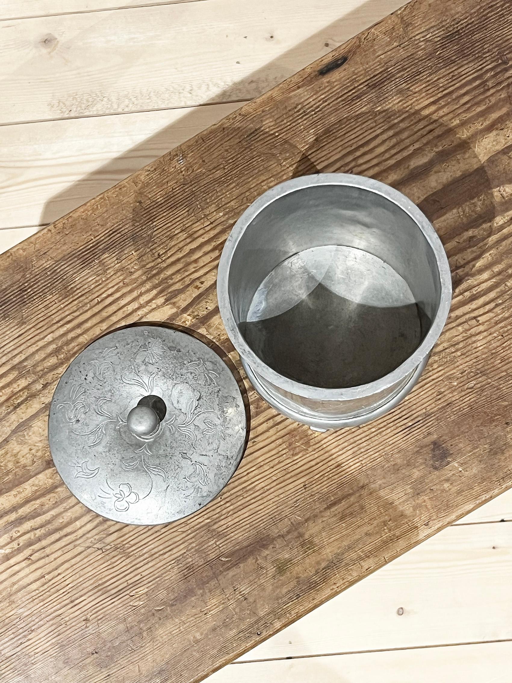 Scandinavian Modern Jar in Pewter, Sweden -1925 For Sale 2