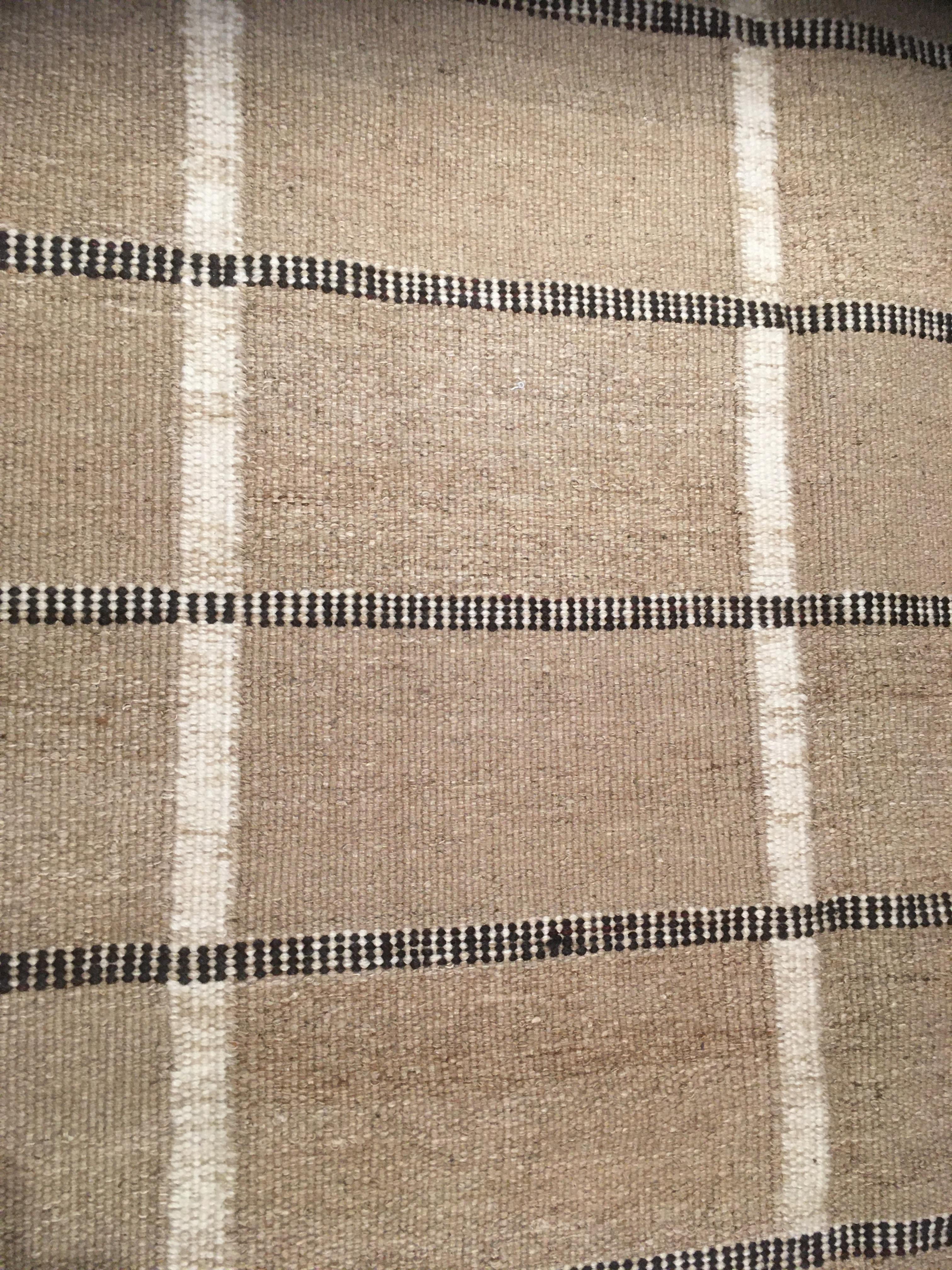Scandinavian Modern Kilim Carpet 3