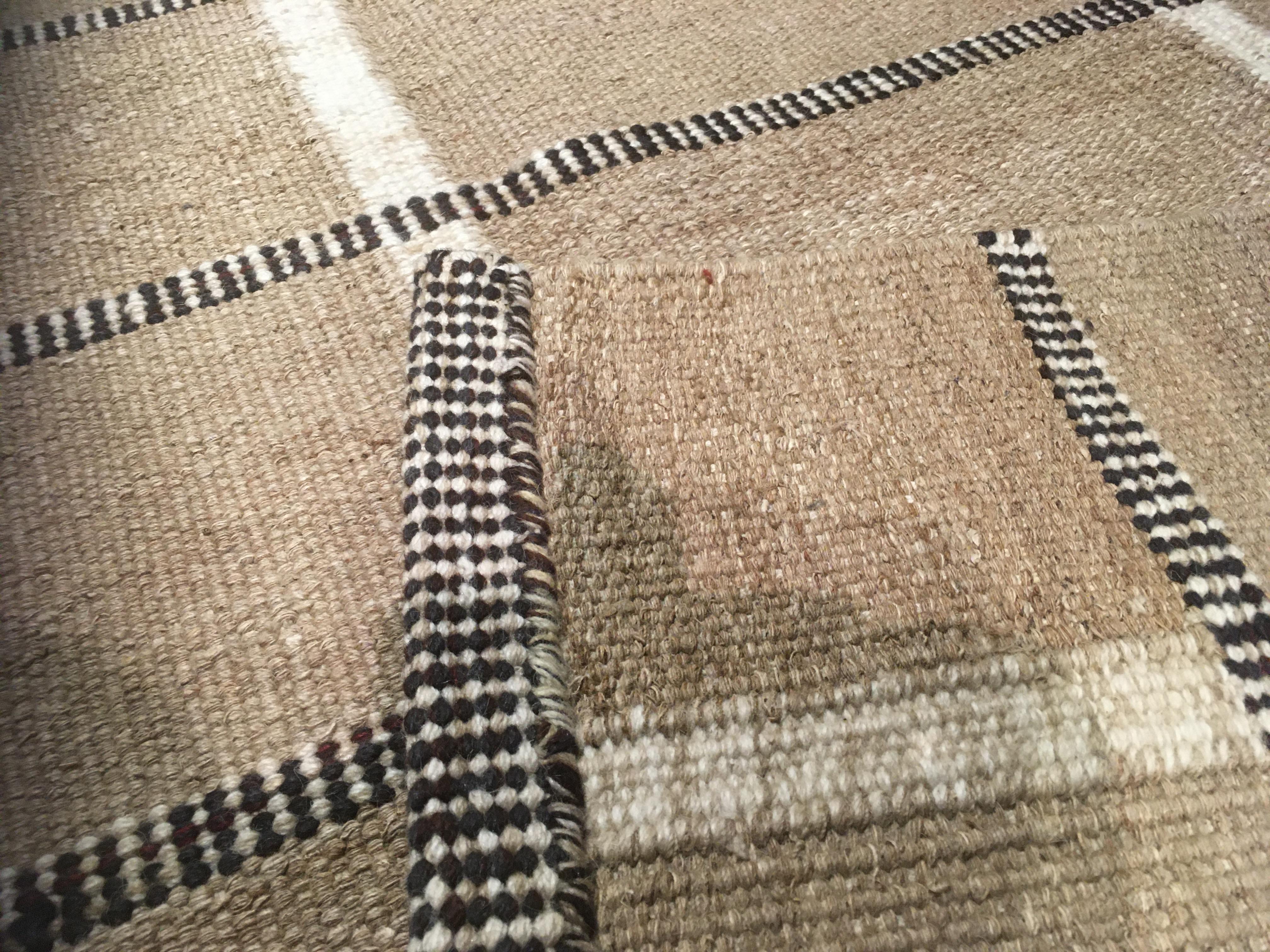 Scandinavian Modern Kilim Carpet 5