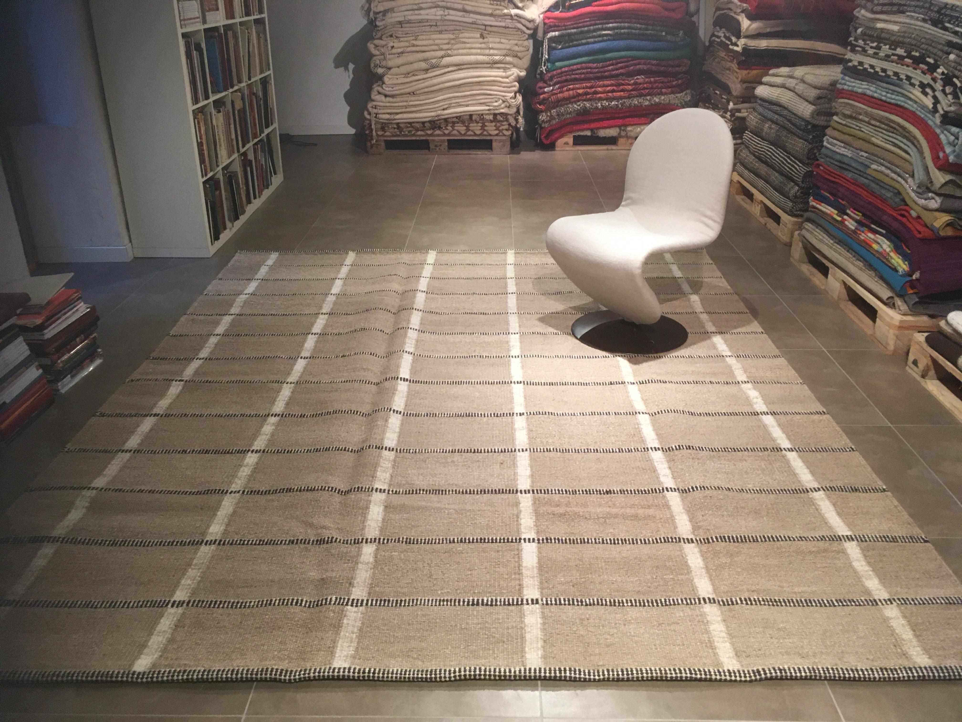 Hand-Woven Scandinavian Modern Kilim Carpet