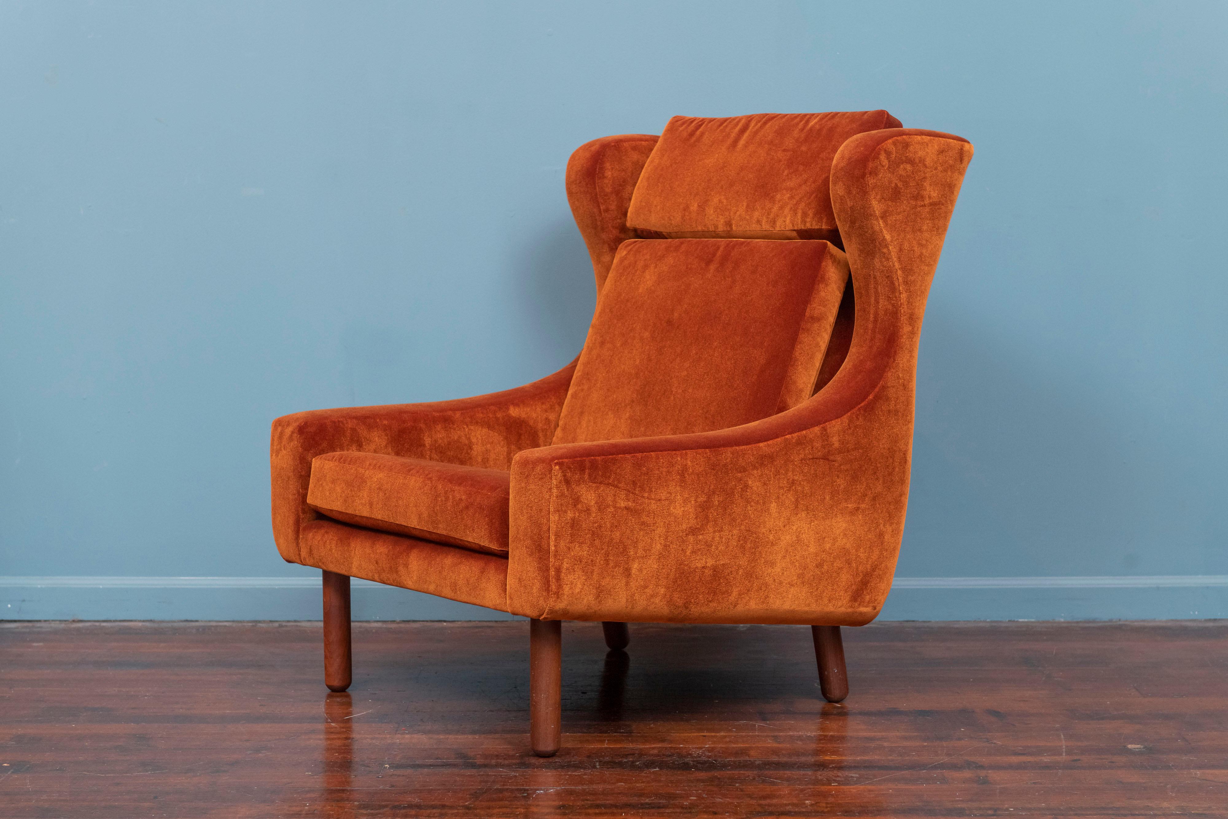 Danish Scandinavian Modern Large Lounge Chair