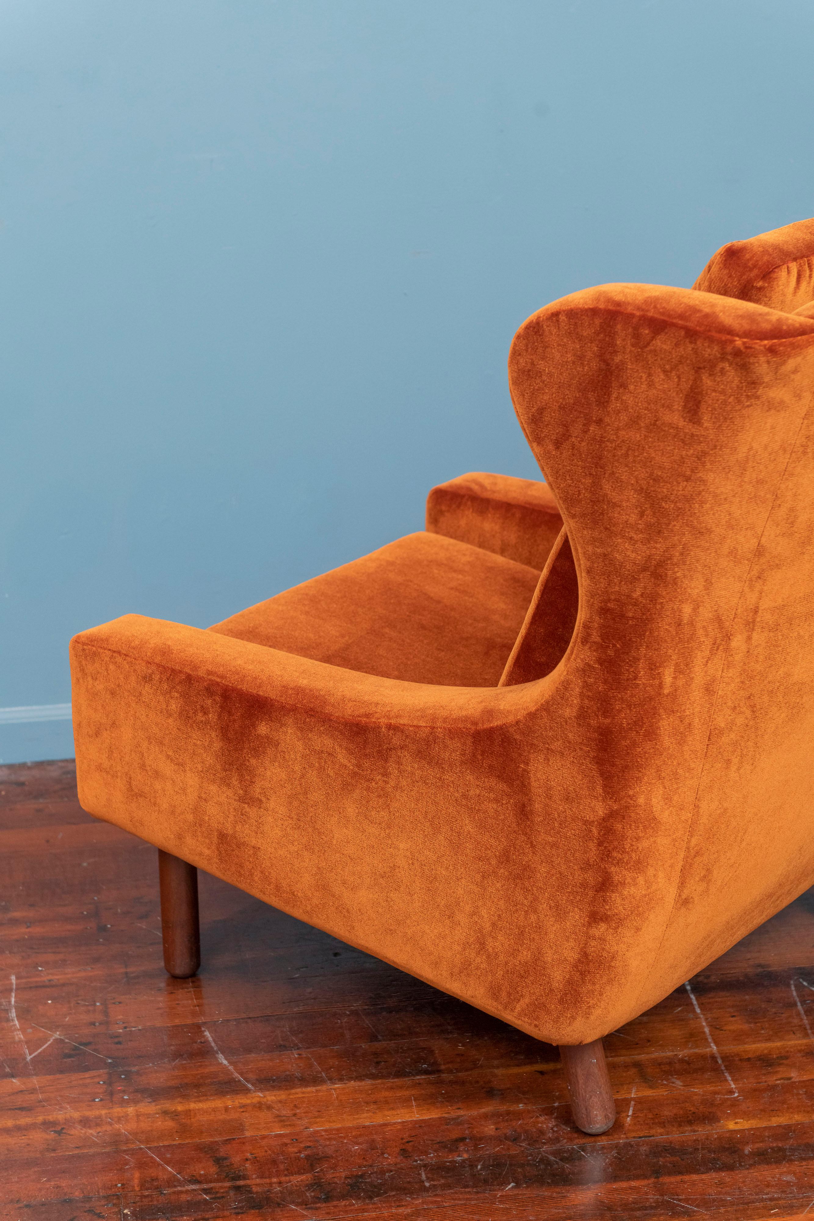 Scandinavian Modern Large Lounge Chair For Sale 3