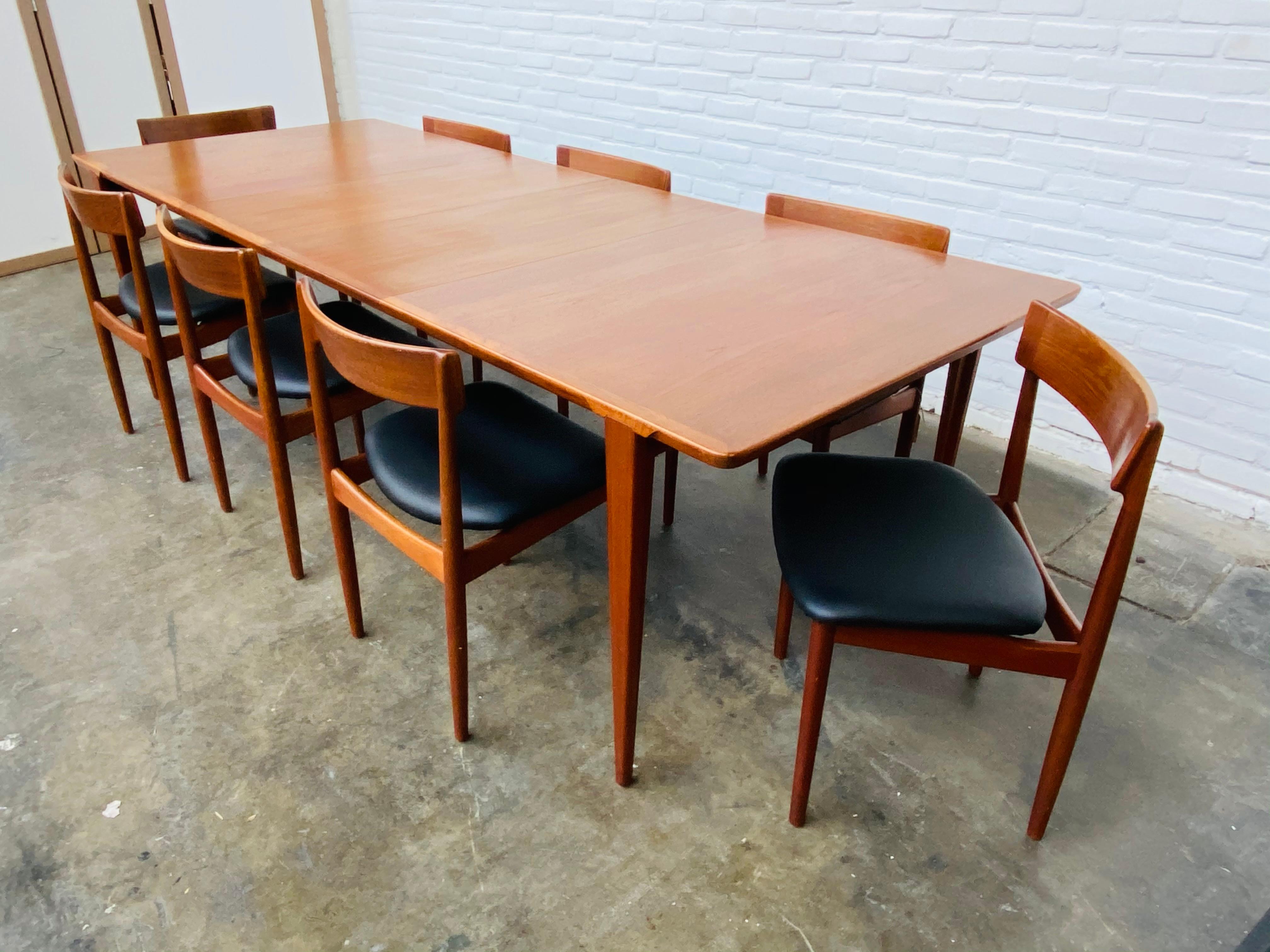 Scandinavian Modern Large Teak Dining Room Set by Henry Rosengren Hansen, 1960s 3