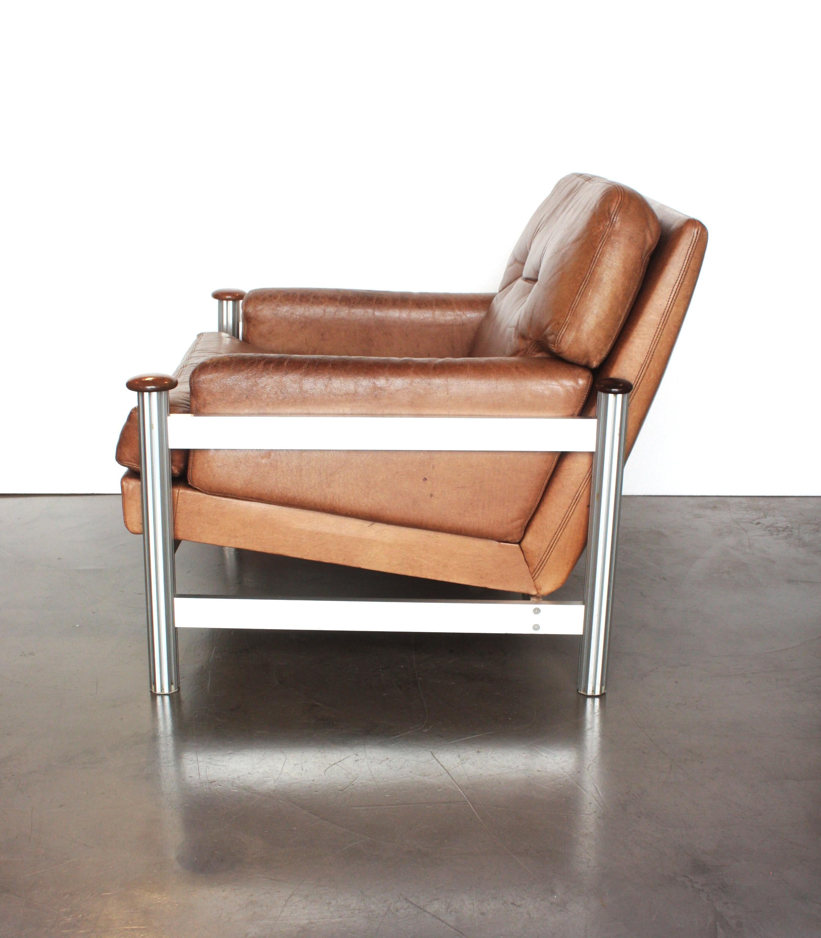 Scandinavian Modern Leather and Aluminium Lounge Chair For Sale 8