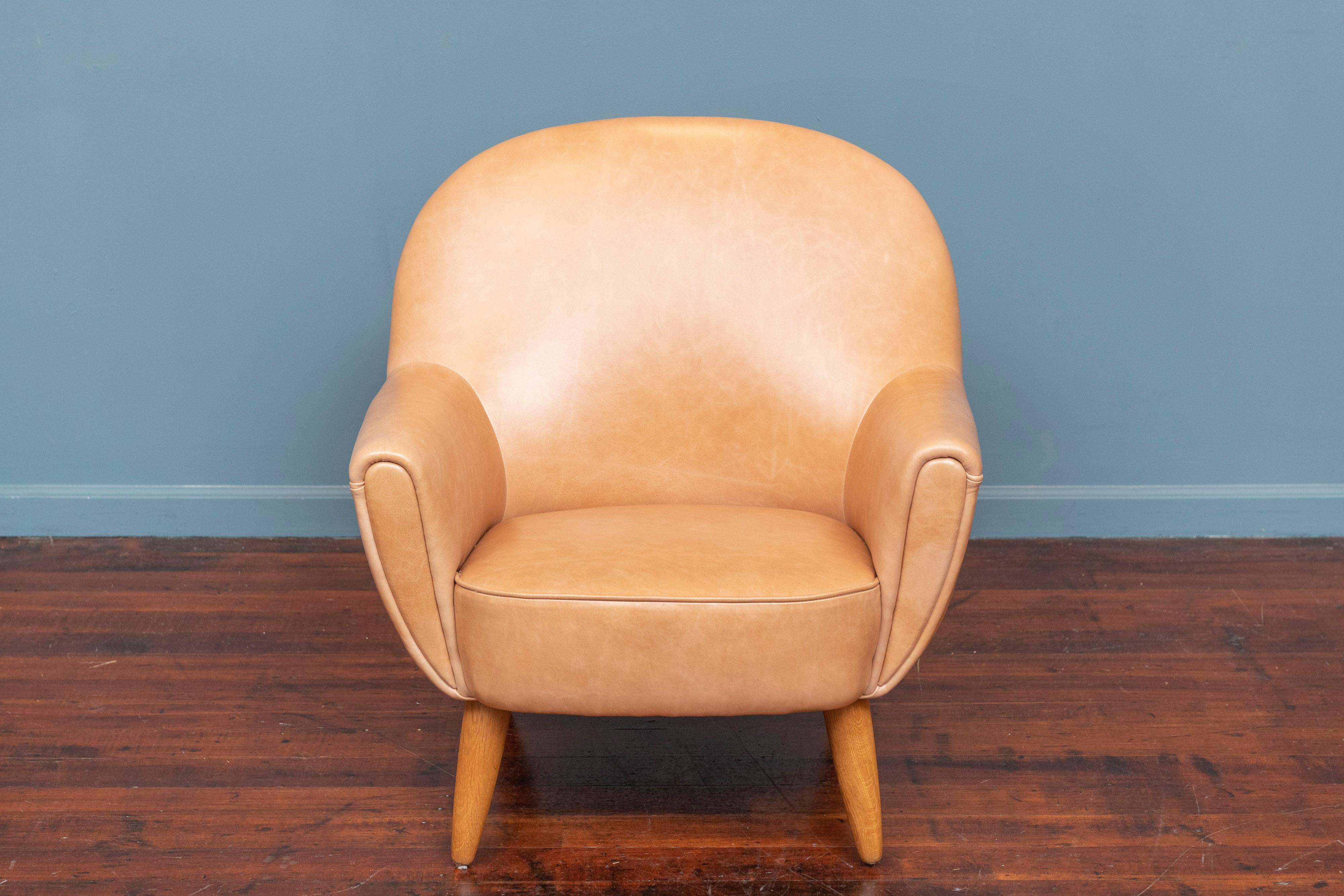 Scandinavian Modern Leather Lounge Chair In Good Condition In San Francisco, CA