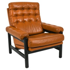 Scandinavian modern Leather tufted lounge chair