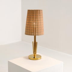 Lámpara de mesa escandinava Lisa Johansson-Papé Modelo 2053, Orno Años 40