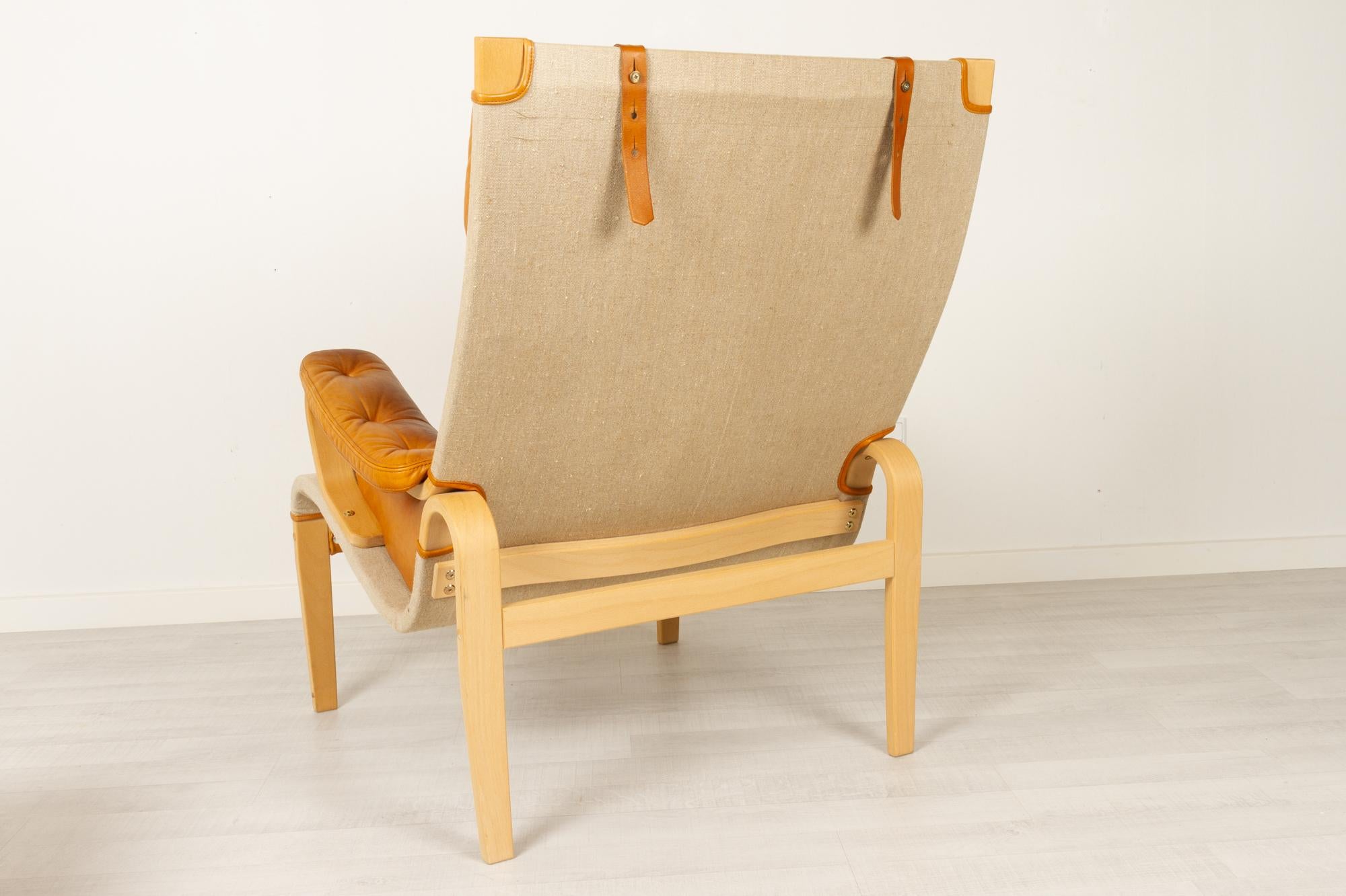 Scandinavian Modern Lounge Chair and Stool by Nielaus & Jeki Møbler, 1980s 6