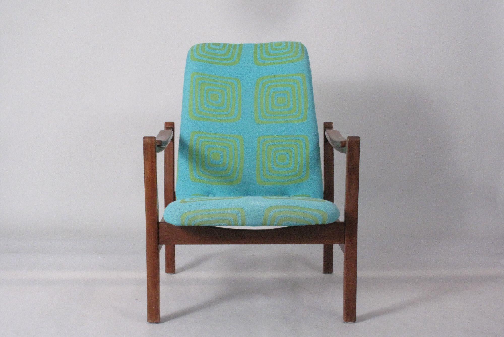Mid-20th Century Scandinavian modern lounge chair