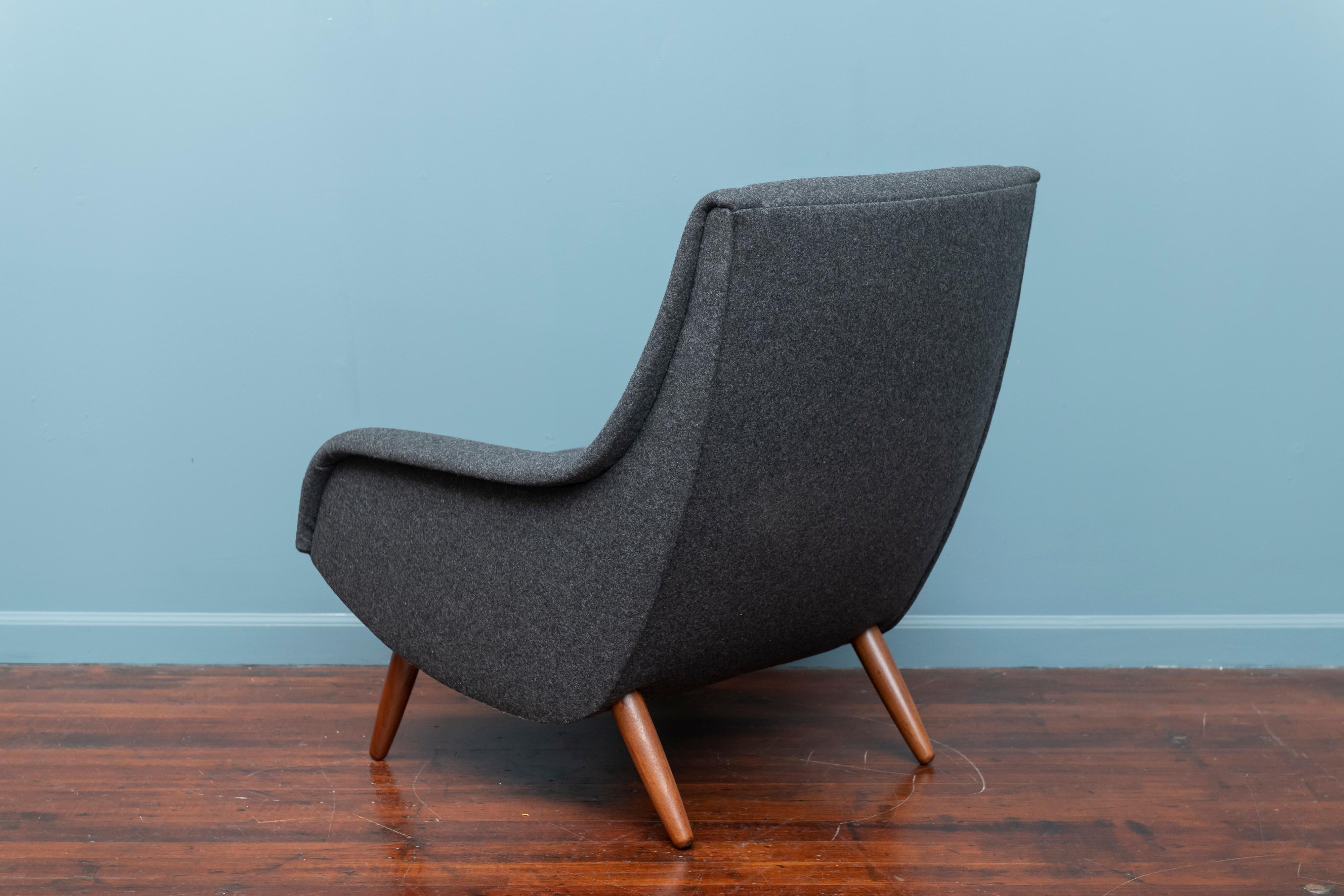 Upholstery Scandinavian Modern Lounge Chair