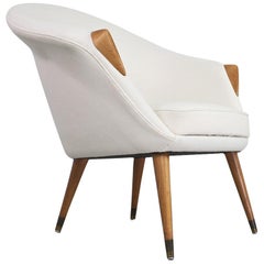 Scandinavian Modern Lounge Chair in Elm and White Wool Nanna Ditzel manner 1950s