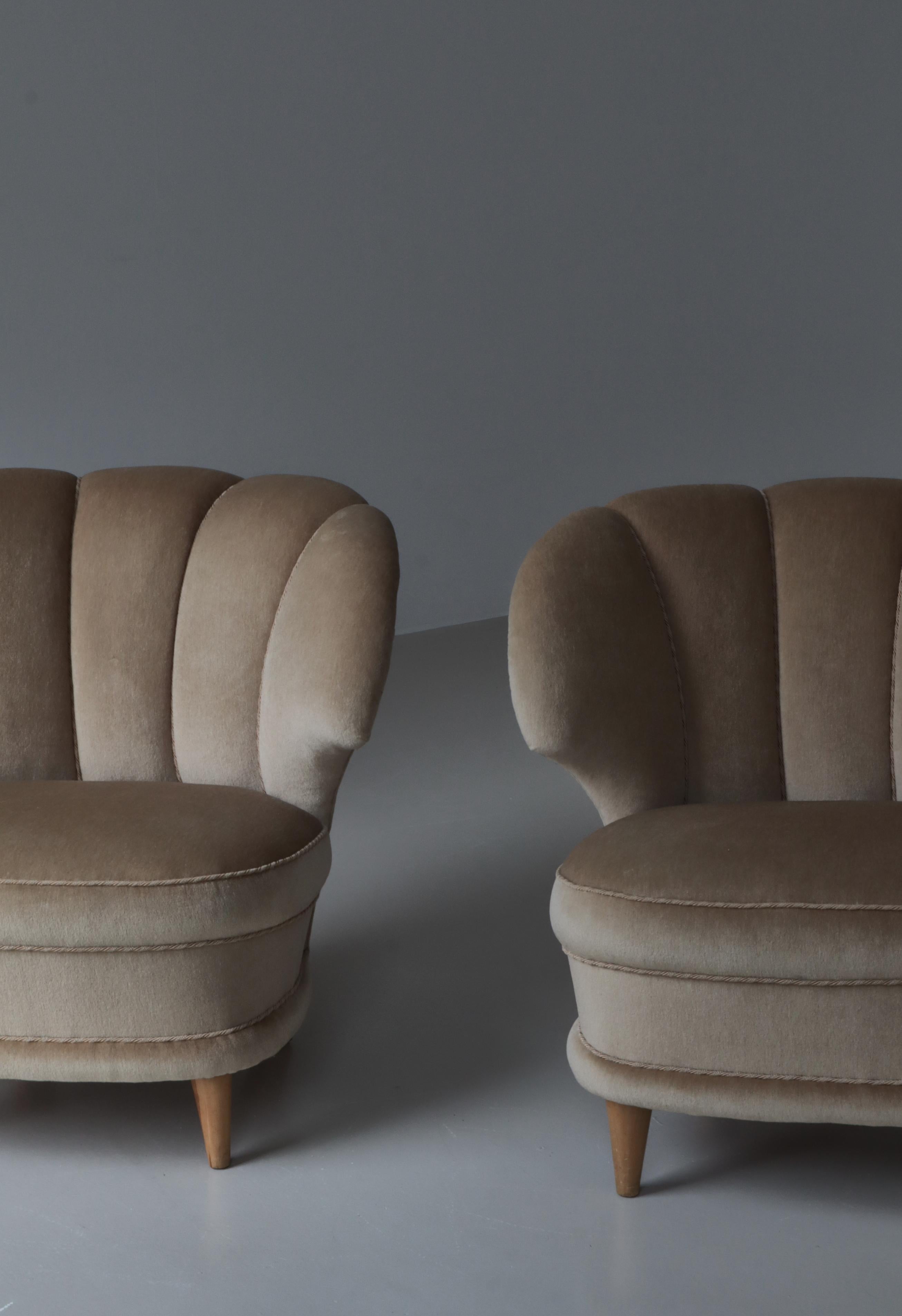 Scandinavian Modern Lounge Chairs Beige Suede Carl Johan Boman, Finland, 1940s 8
