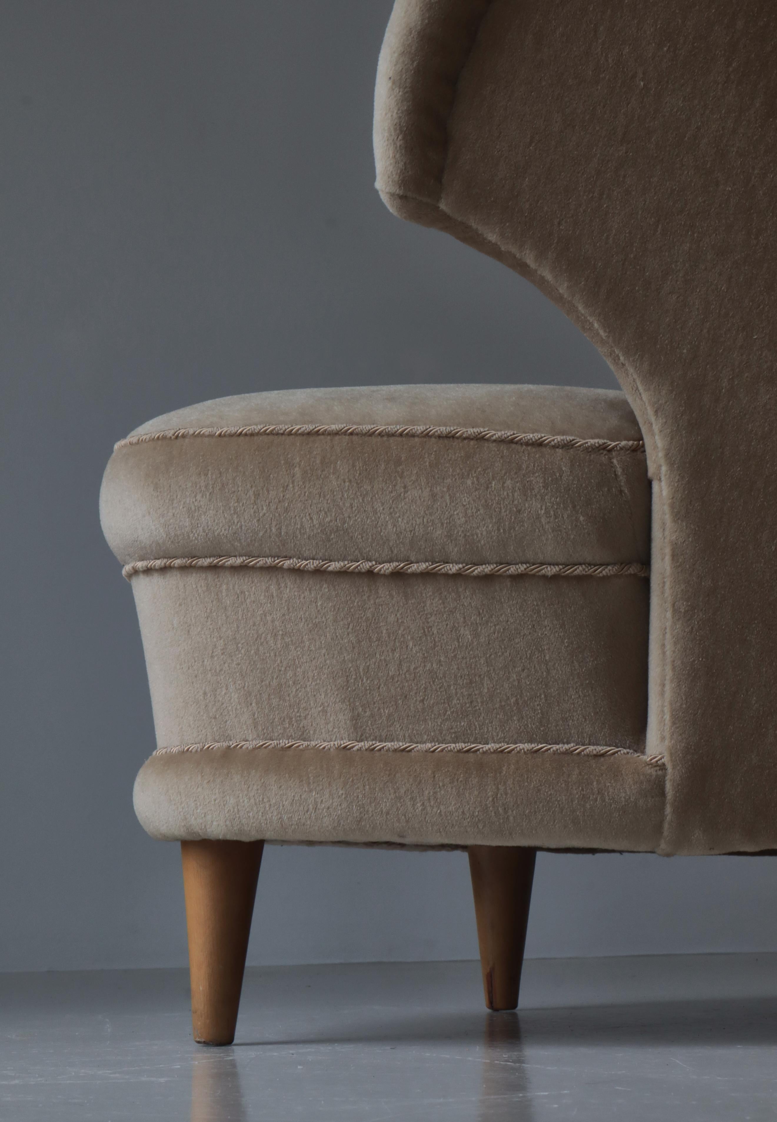 Scandinavian Modern Lounge Chairs Beige Suede Carl Johan Boman, Finland, 1940s 9