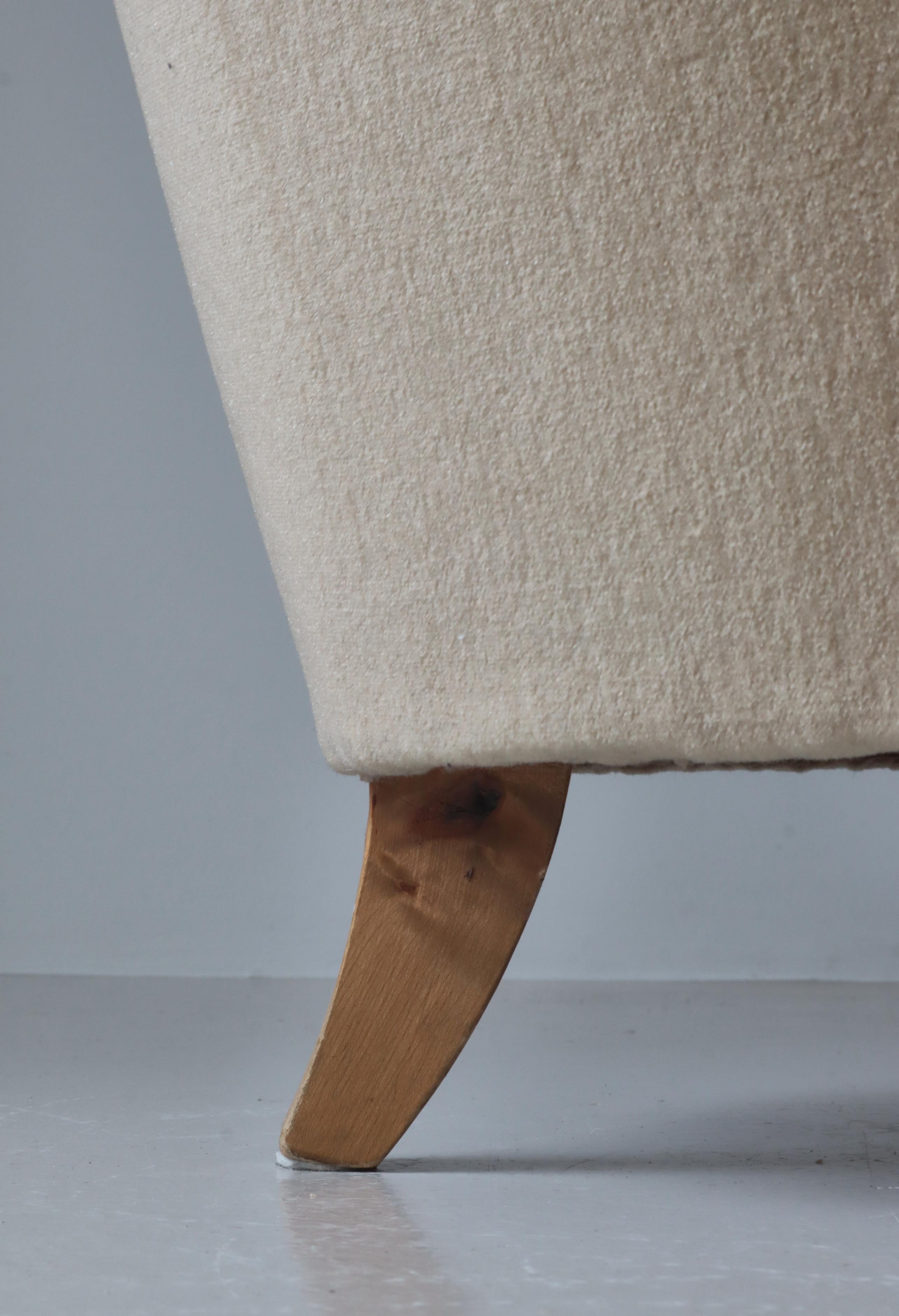 Scandinavian Modern Lounge Chairs Beige Suede Carl Johan Boman, Finland, 1940s 4