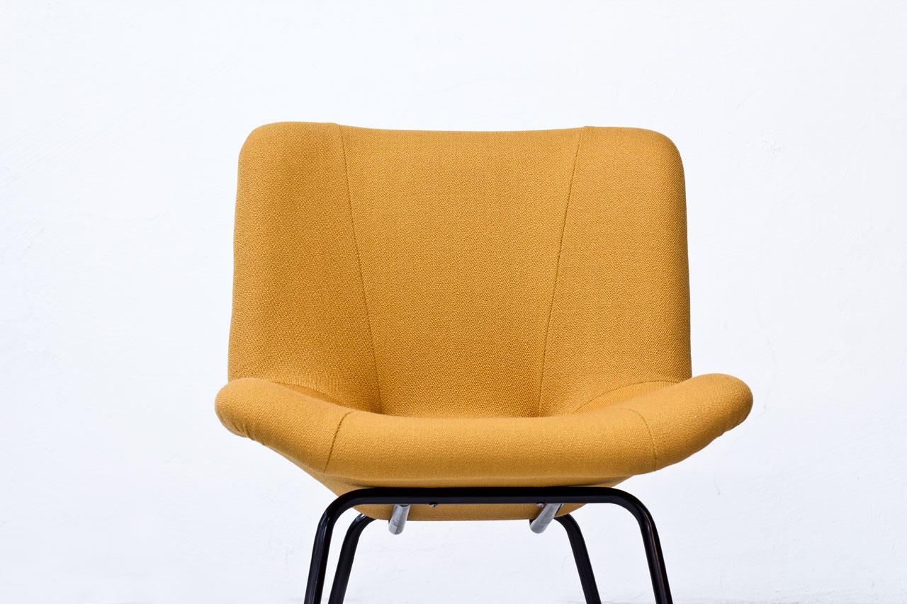Scandinavian Modern Lounge Chairs by Carl Gustaf Hiort Af Ornäs, Finland For Sale 5