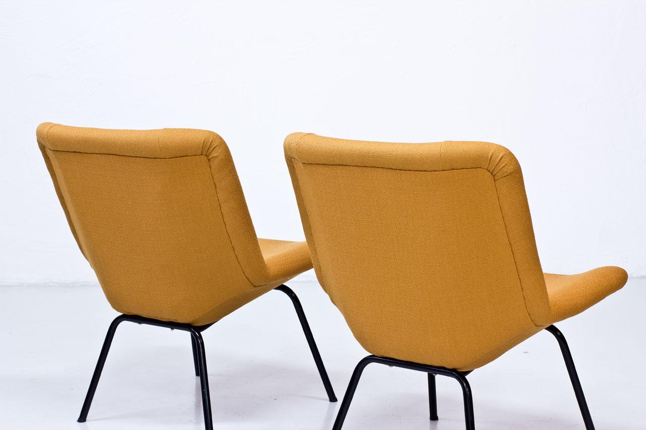 Scandinavian Modern Lounge Chairs by Carl Gustaf Hiort Af Ornäs, Finland For Sale 3